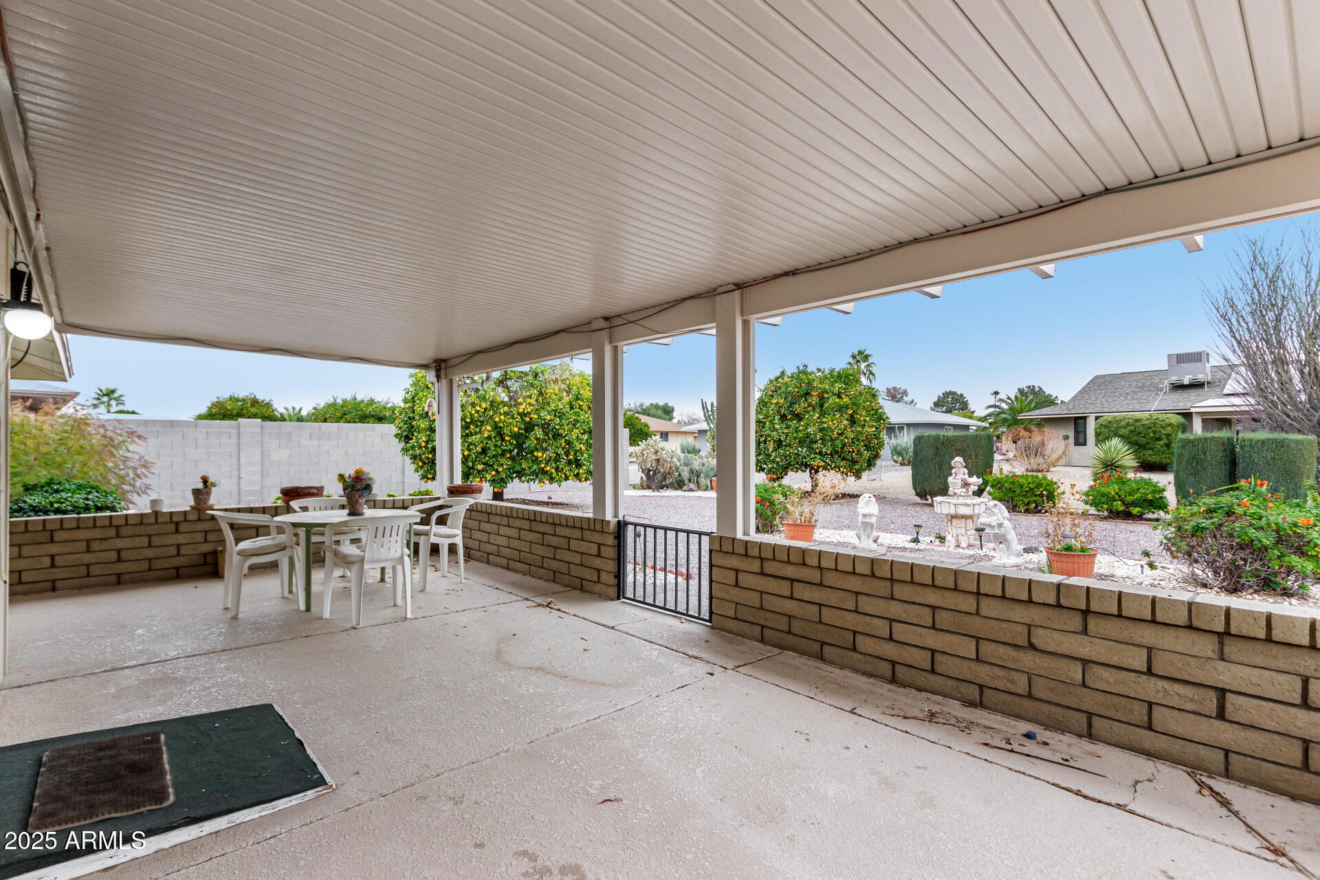 10110 W SOMBRERO Circle