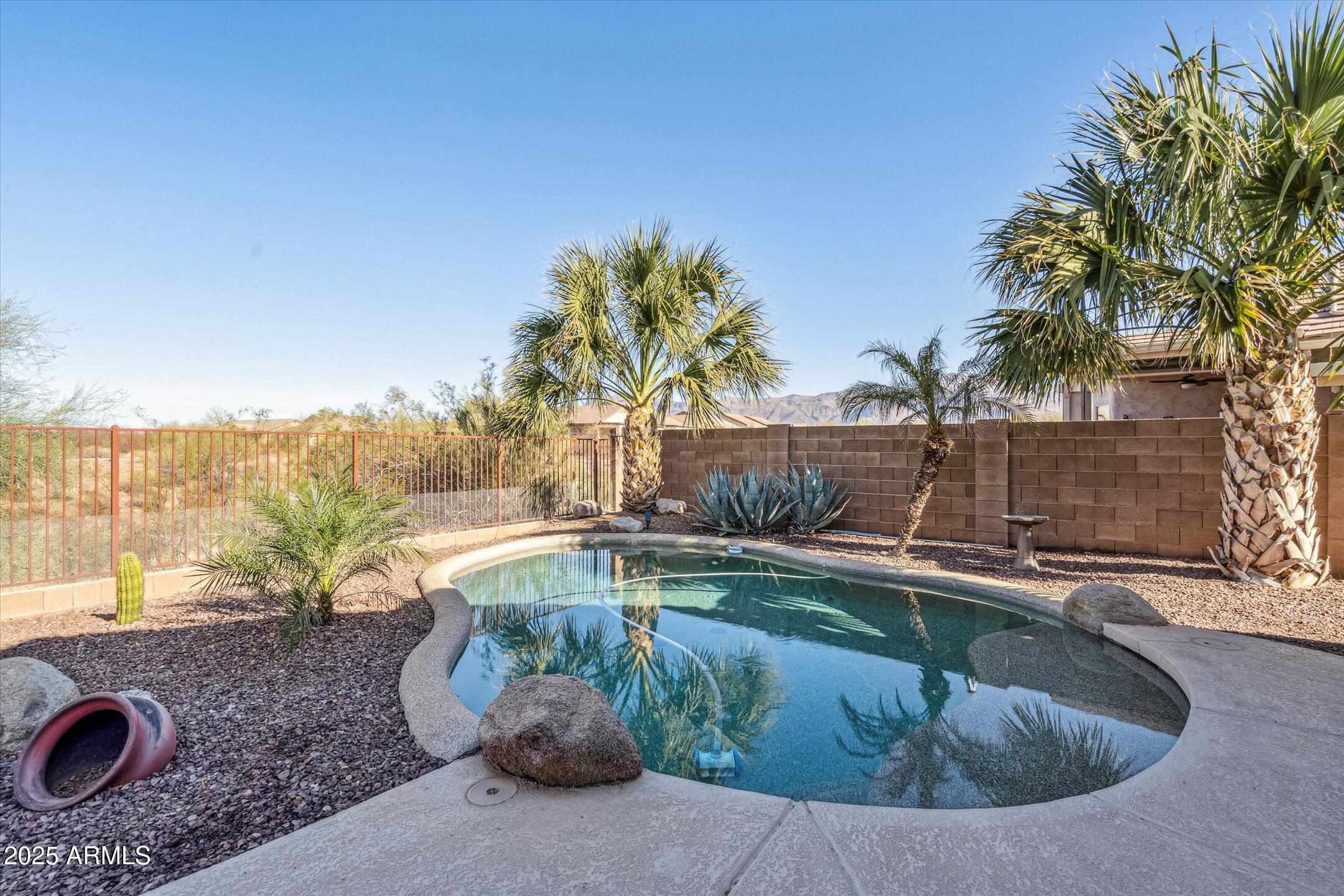 9796 E Stone Cir Lane