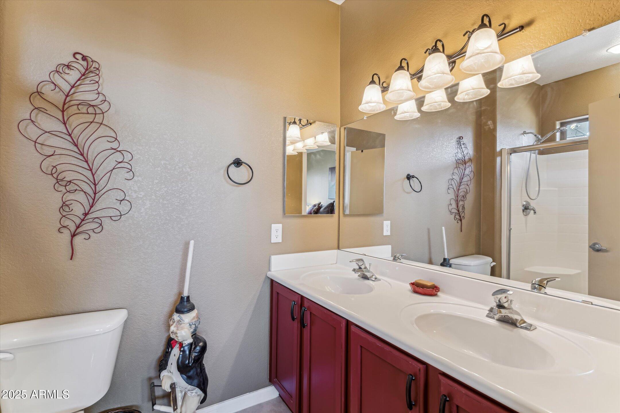 9796 E Stone Cir Lane