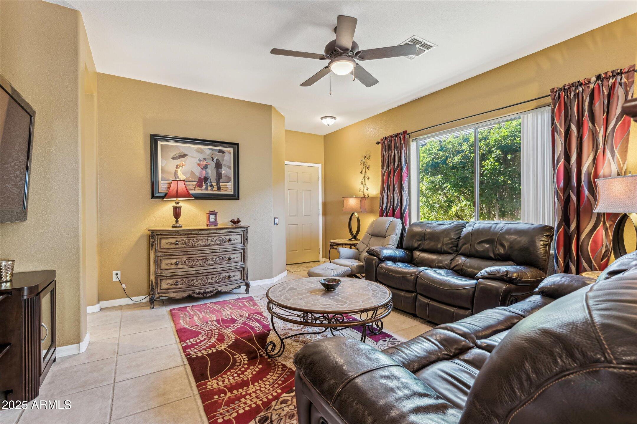 9796 E Stone Cir Lane