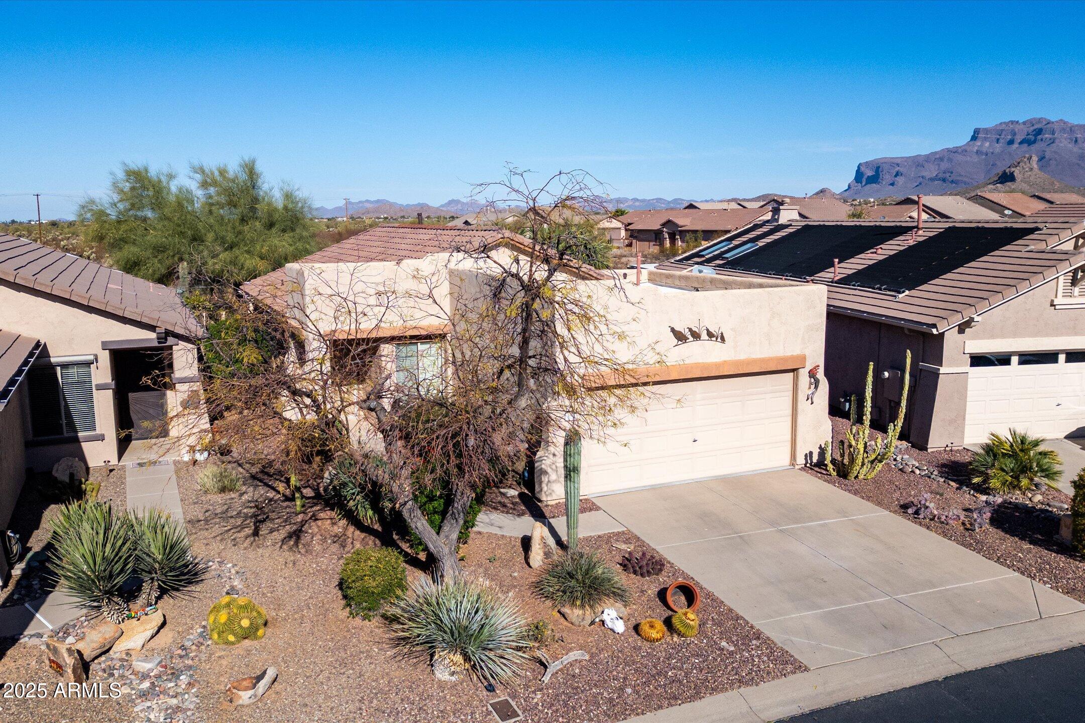 9796 E Stone Cir Lane