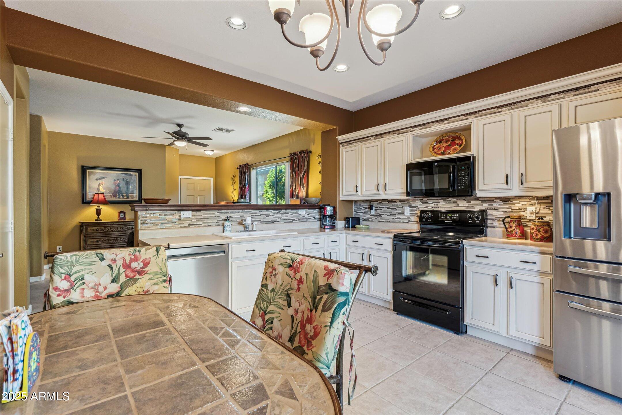 9796 E Stone Cir Lane