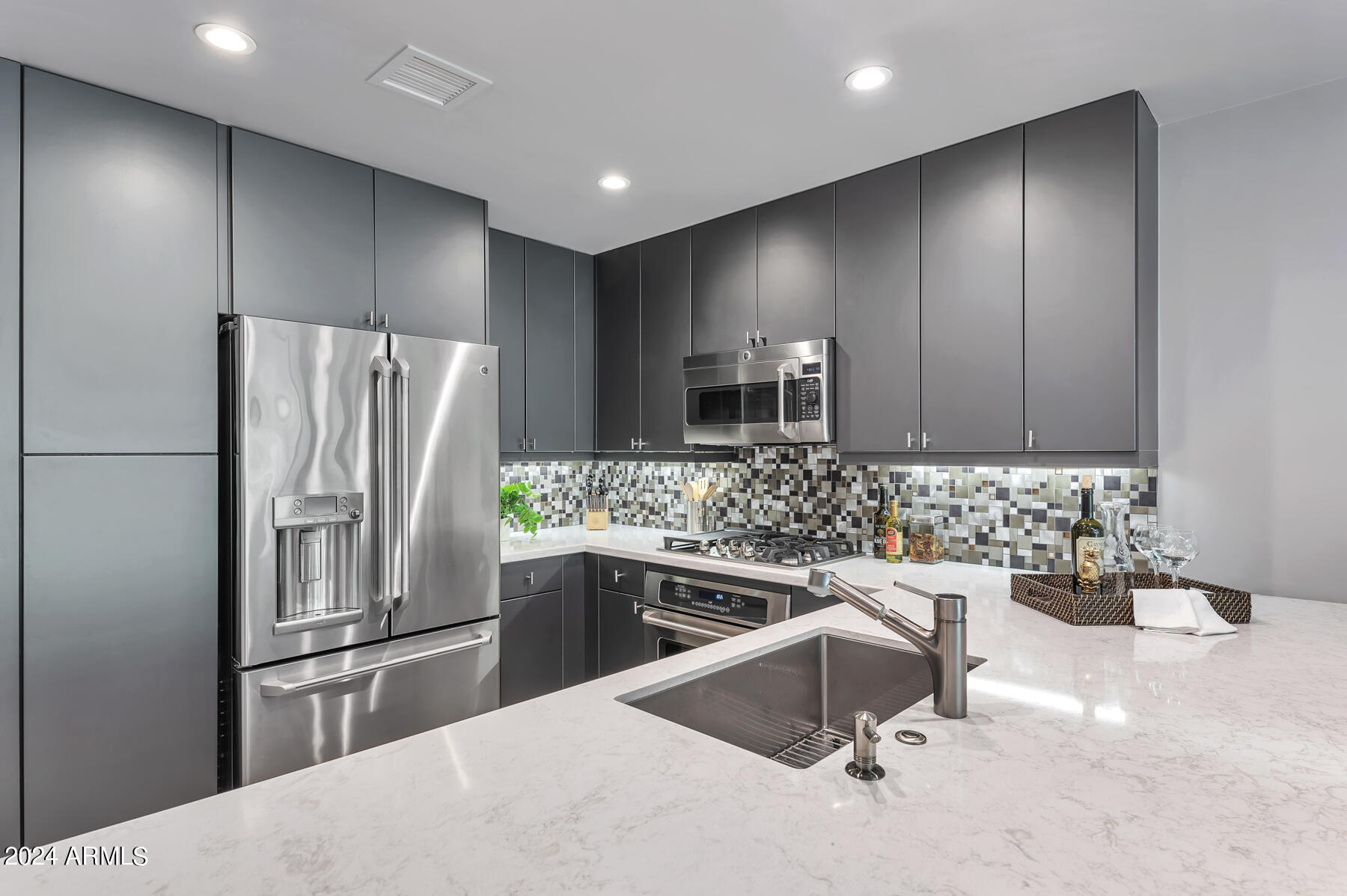 7151 E RANCHO VISTA Drive # 2007