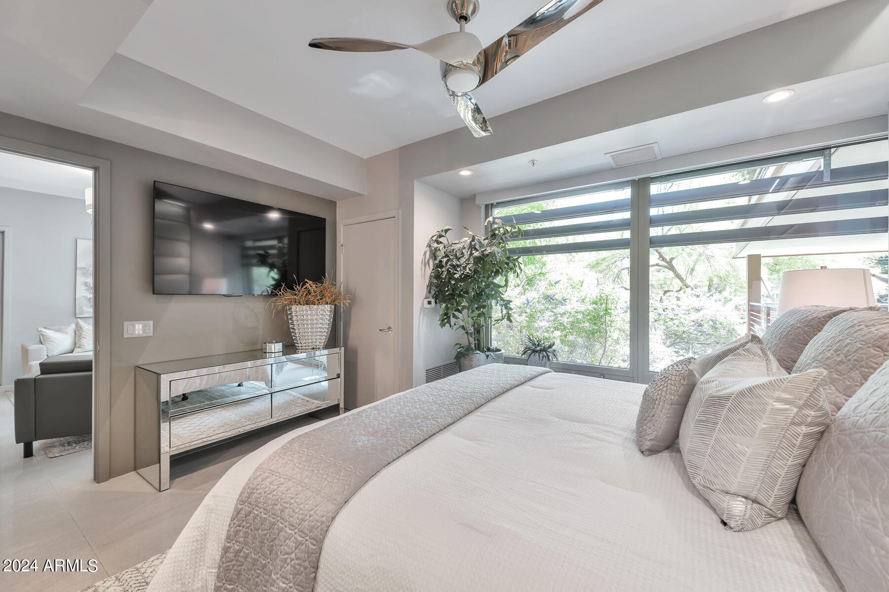 7151 E RANCHO VISTA Drive # 2007