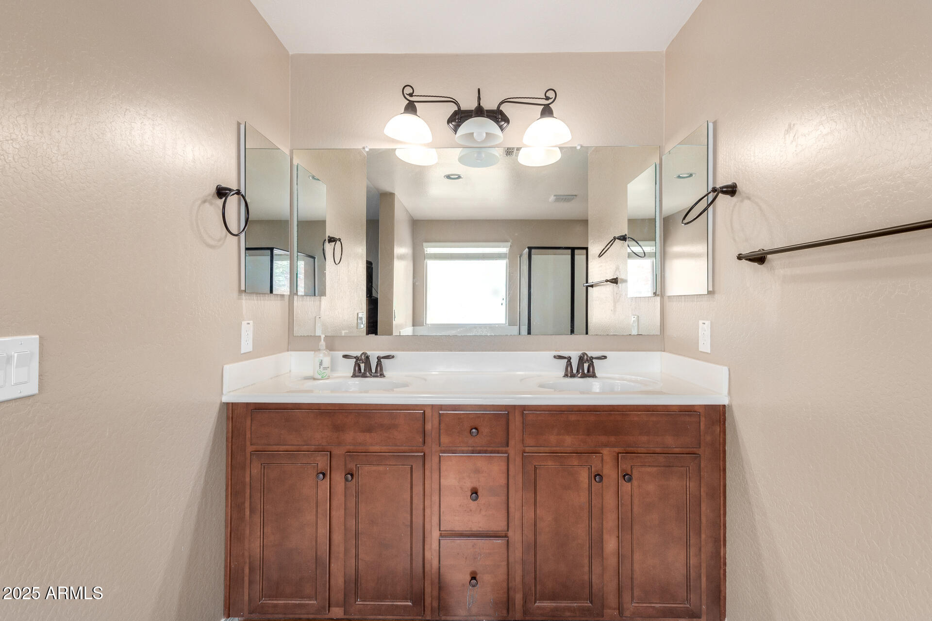 9080 W Myrtle Avenue