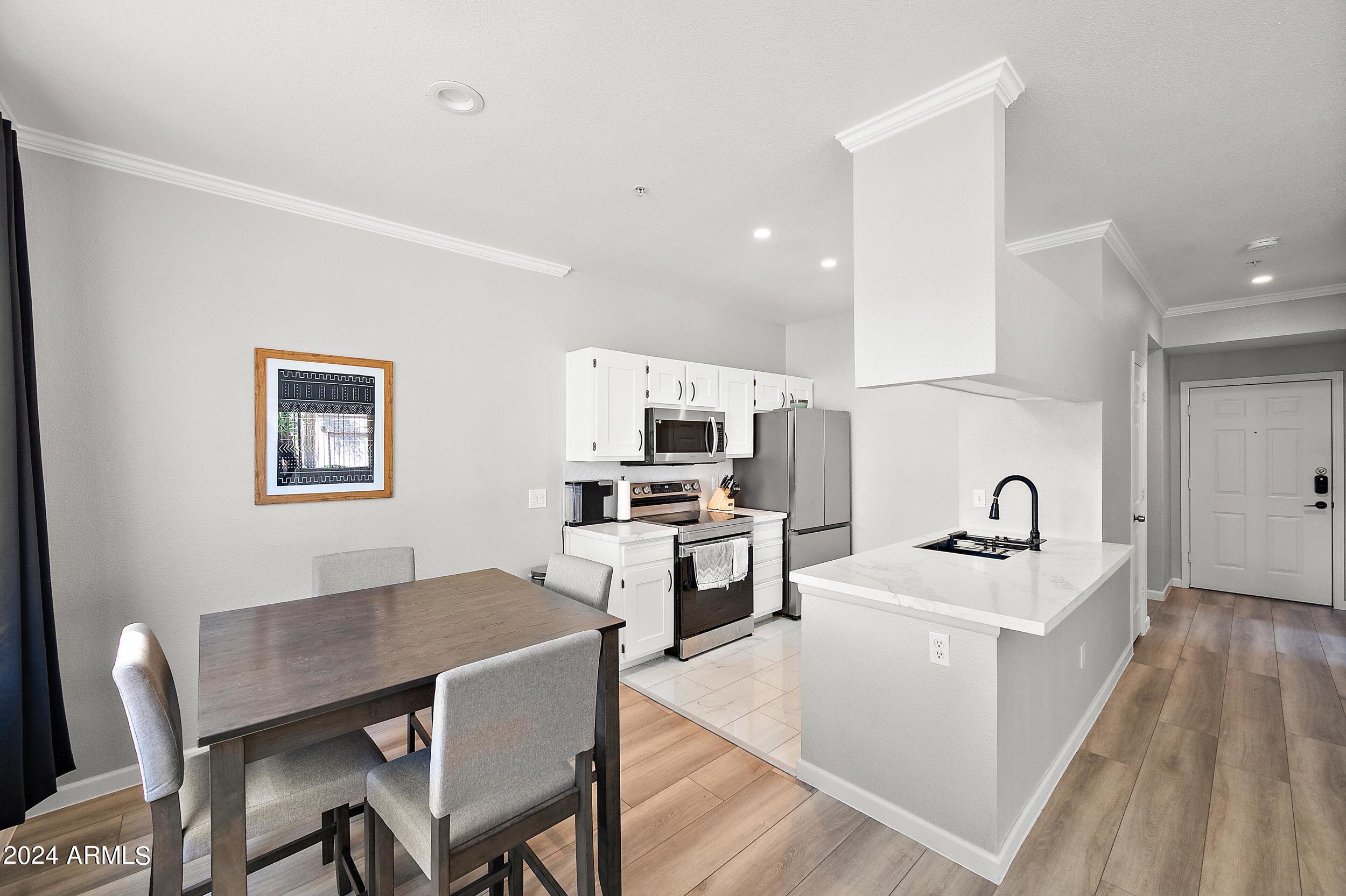 5345 E VAN BUREN Street # 141