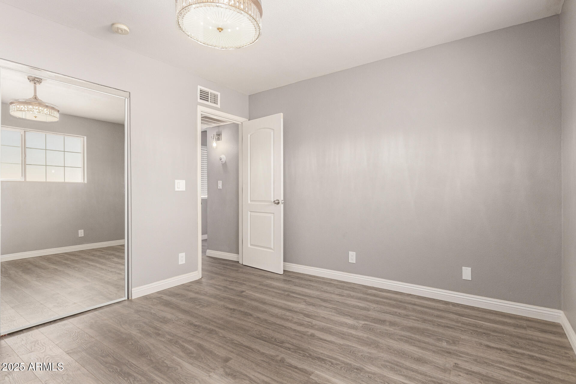 2110 W BEHREND Drive