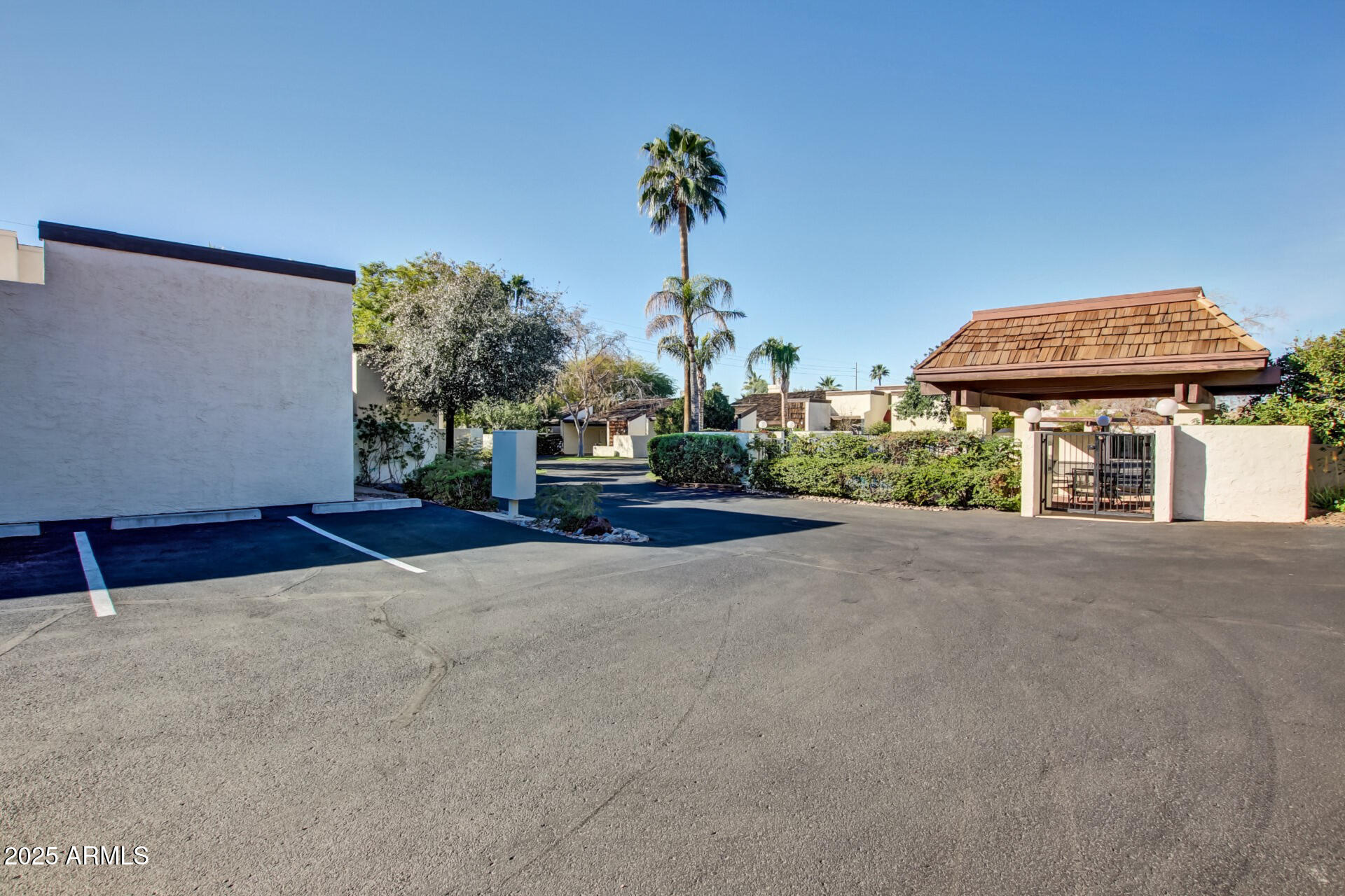 1651 E Borghese Place