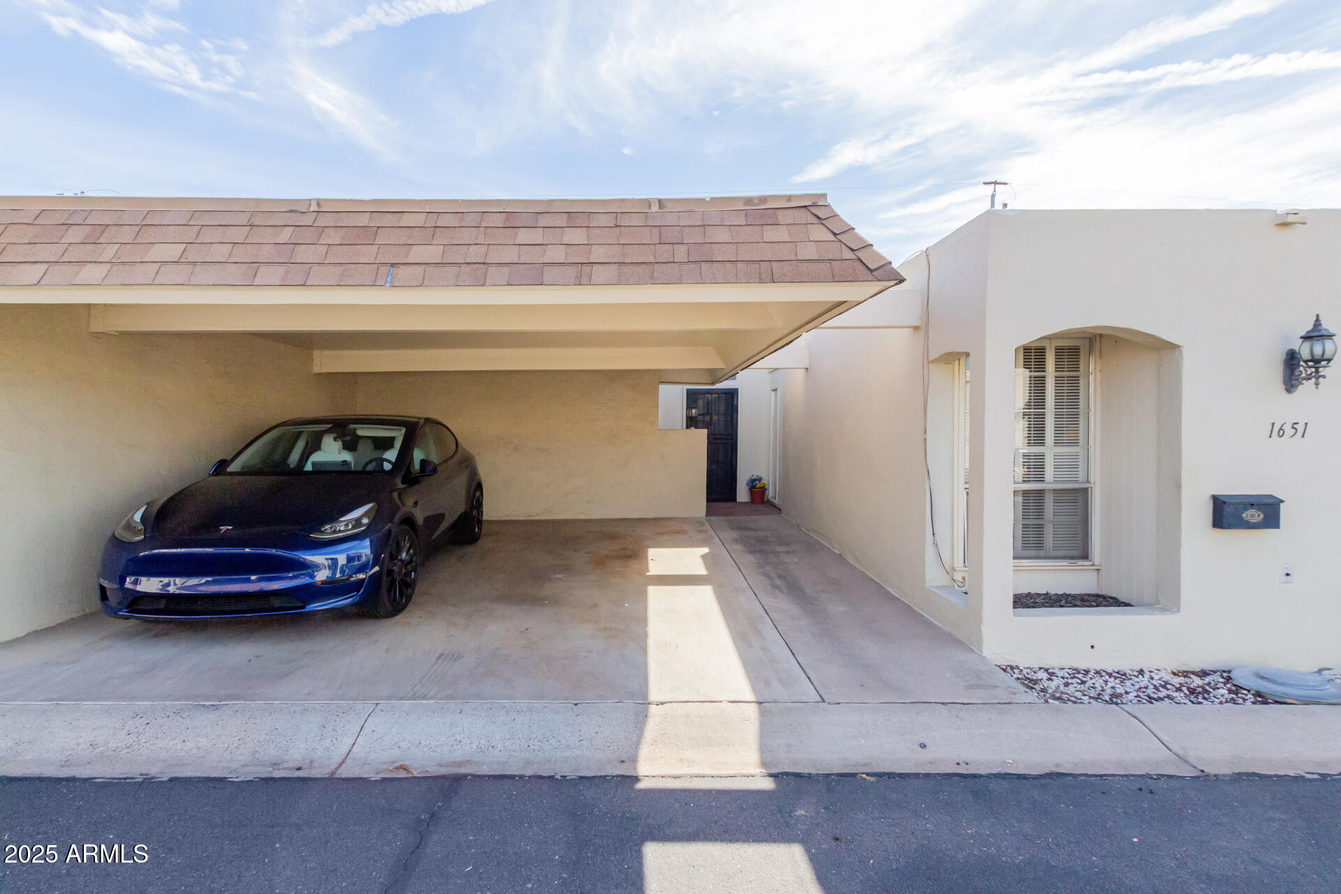1651 E Borghese Place