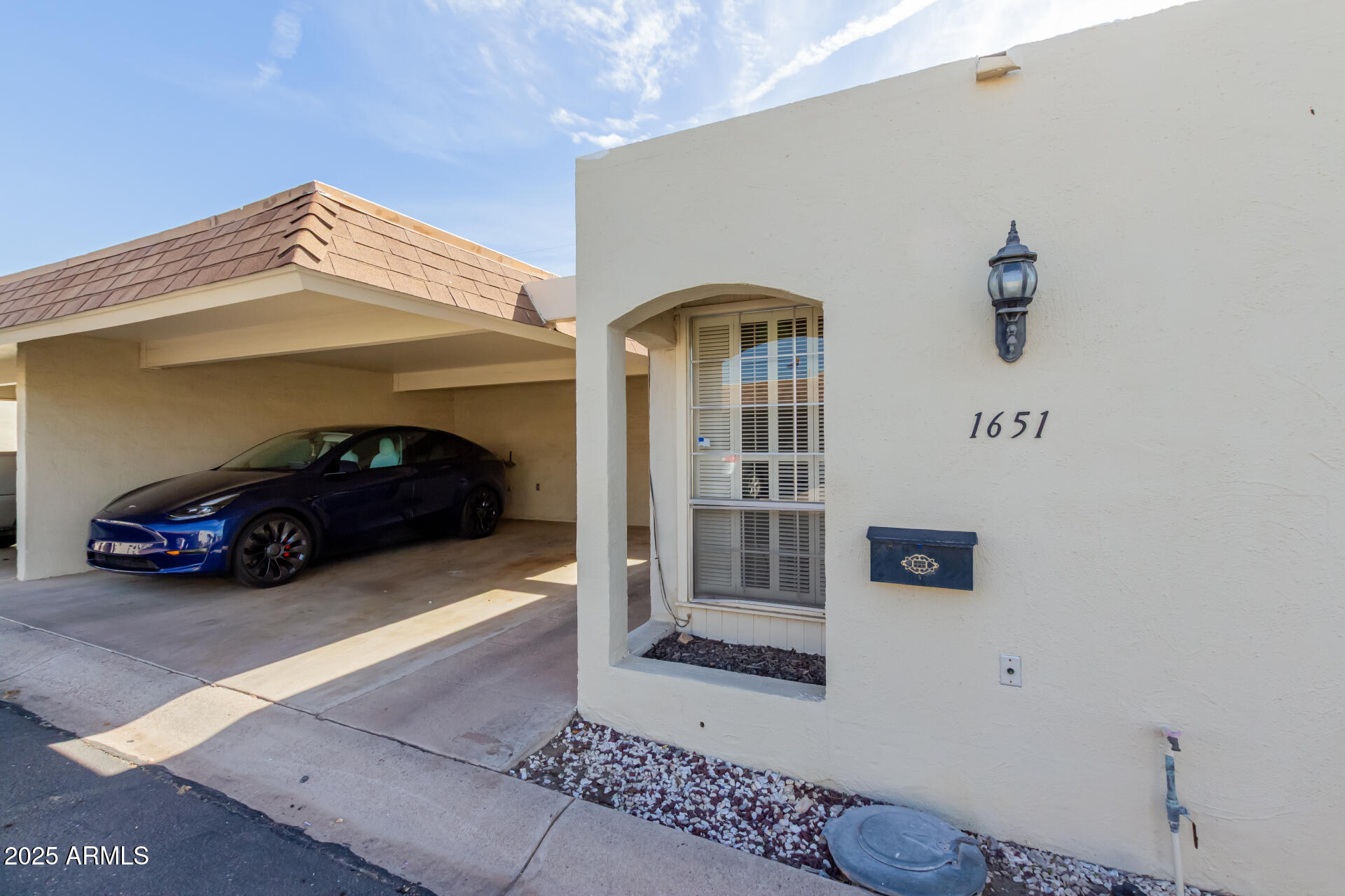 1651 E Borghese Place