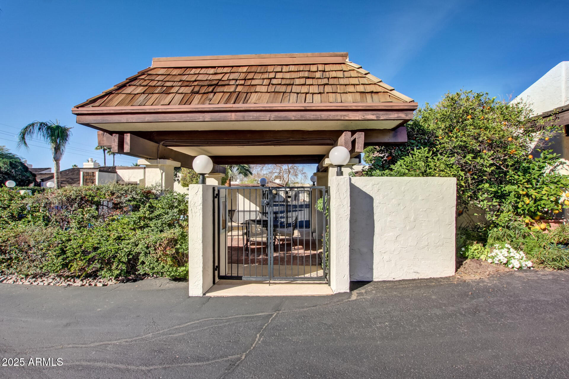 1651 E Borghese Place