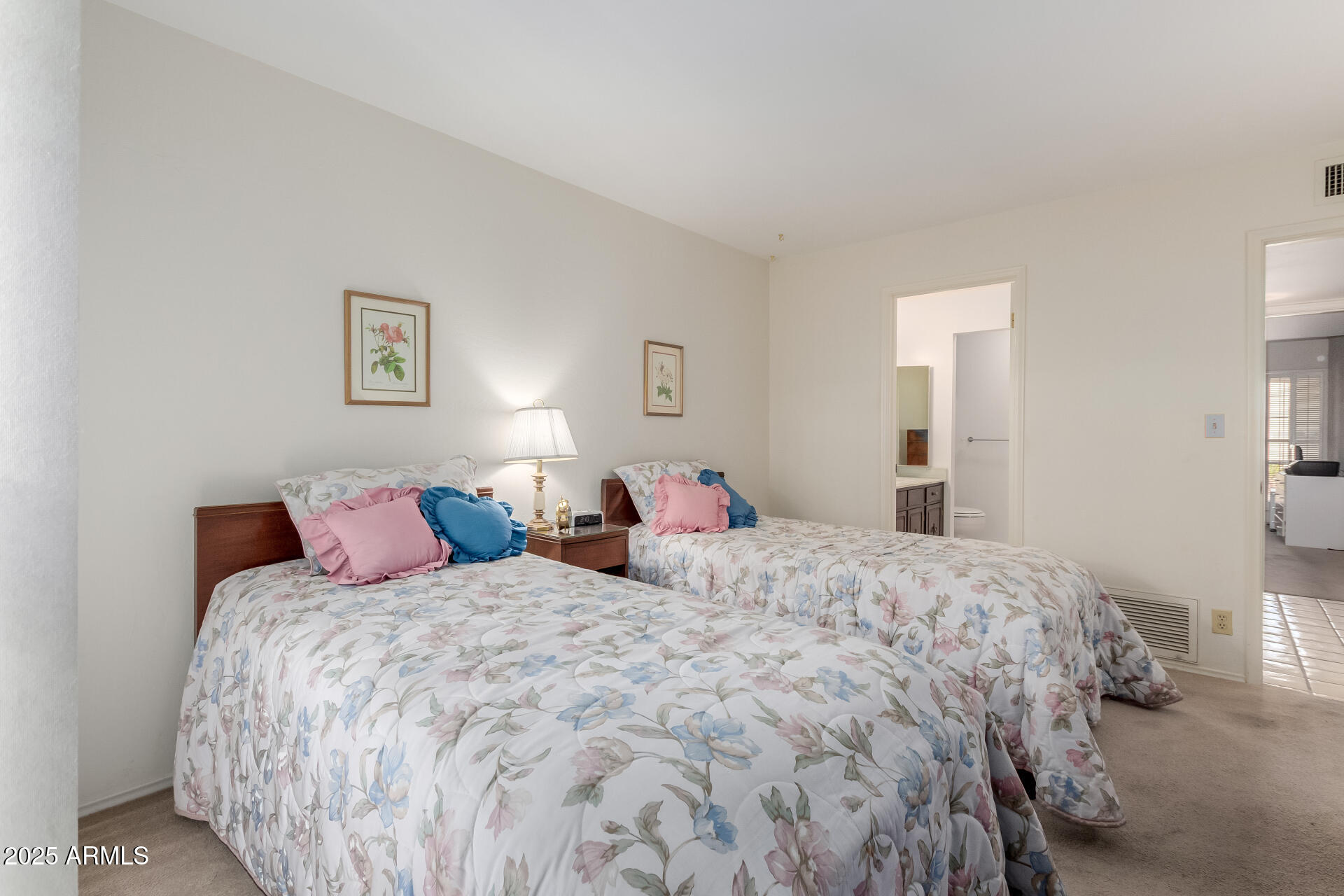 1651 E Borghese Place