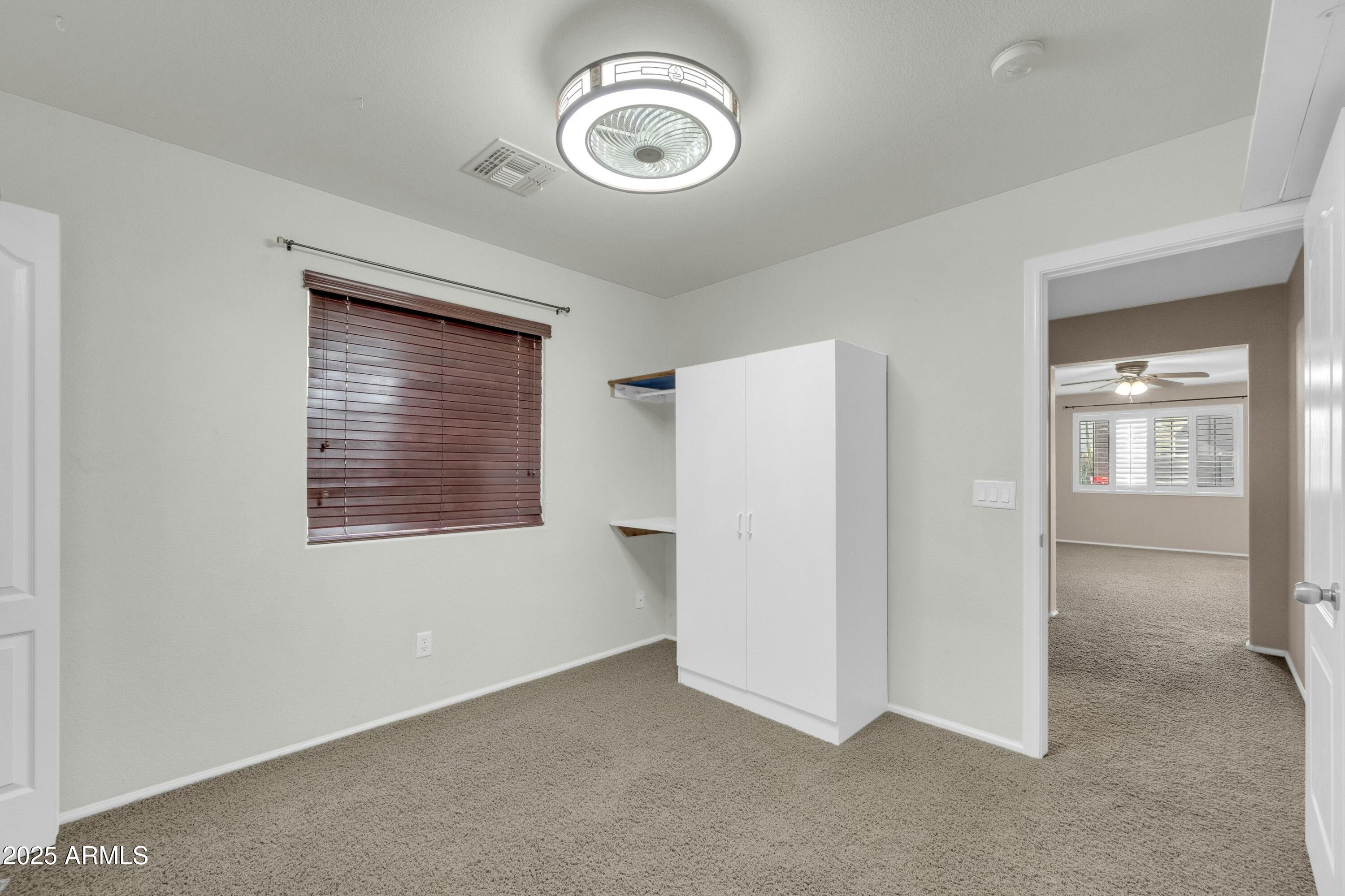 42015 W HILLMAN Drive