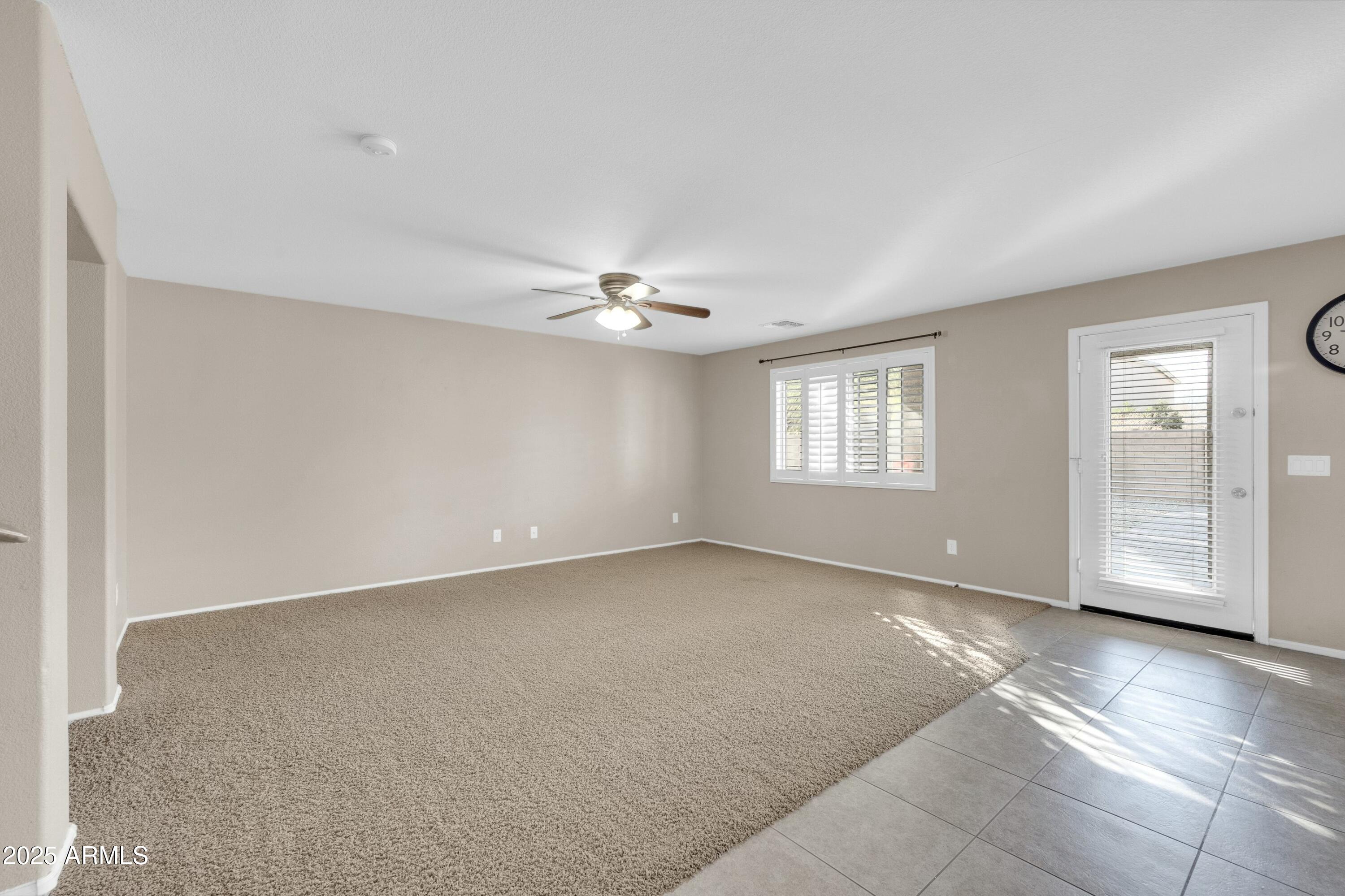 42015 W HILLMAN Drive