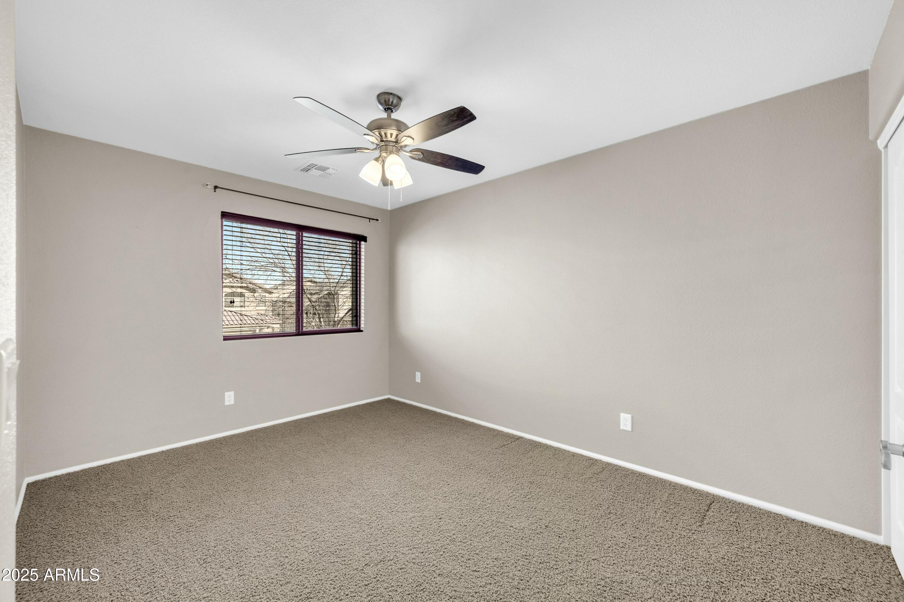 42015 W HILLMAN Drive