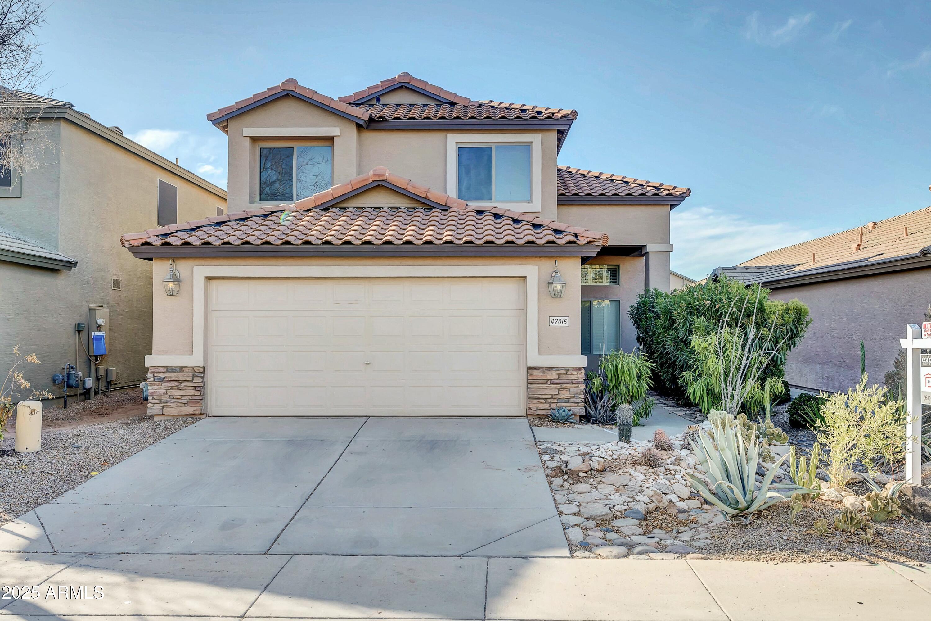 42015 W HILLMAN Drive