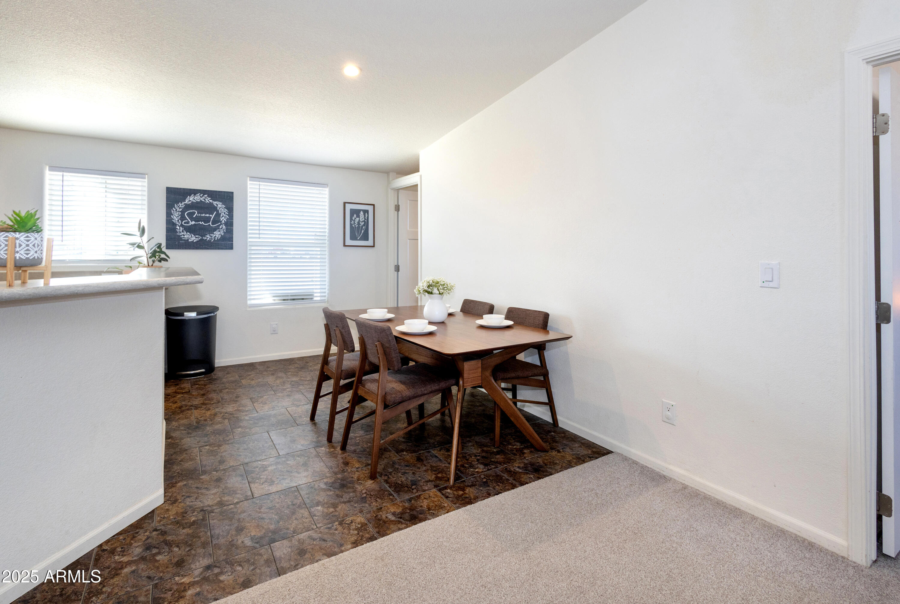 35821 W MONTECITO Avenue