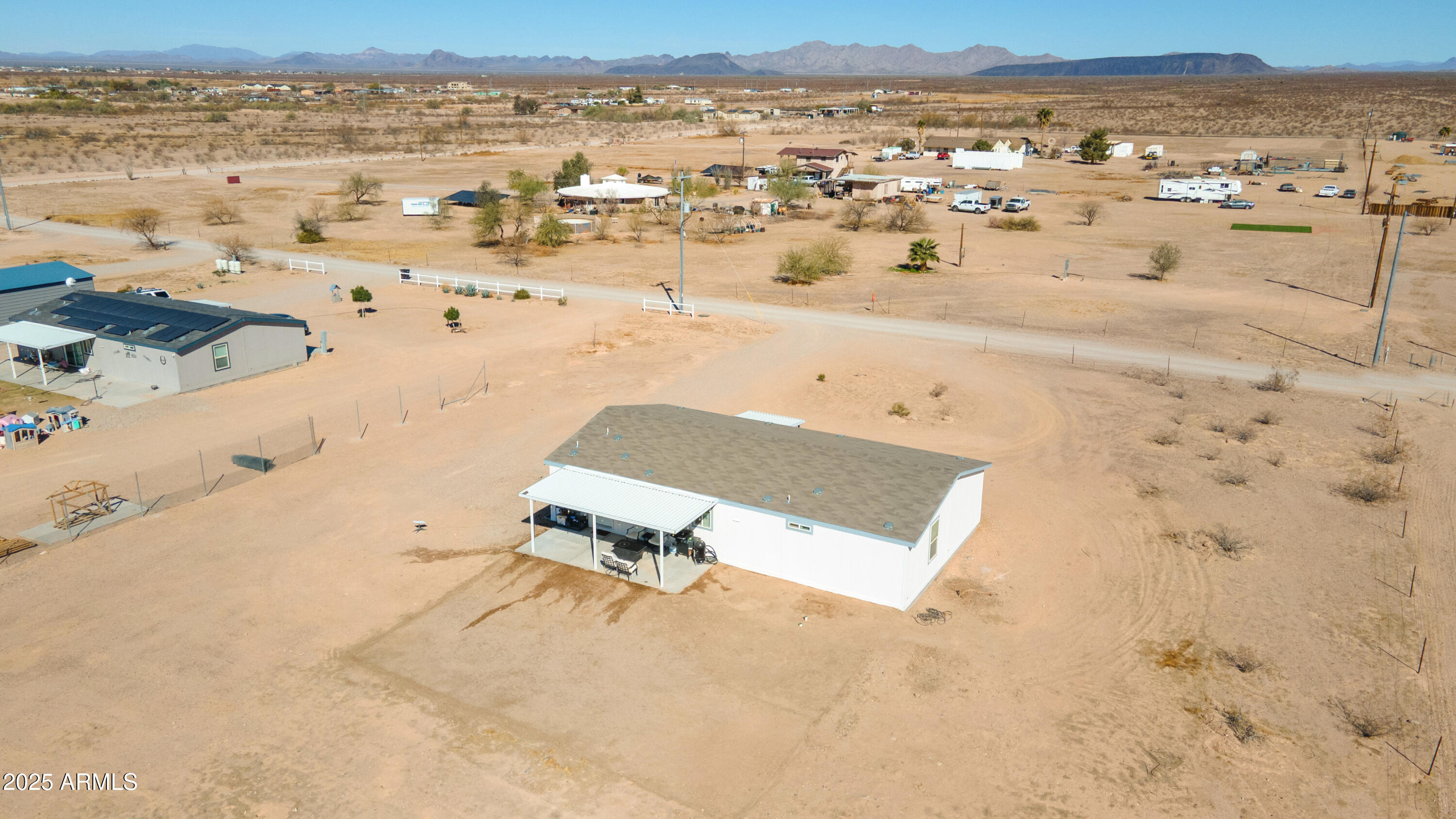 35821 W MONTECITO Avenue