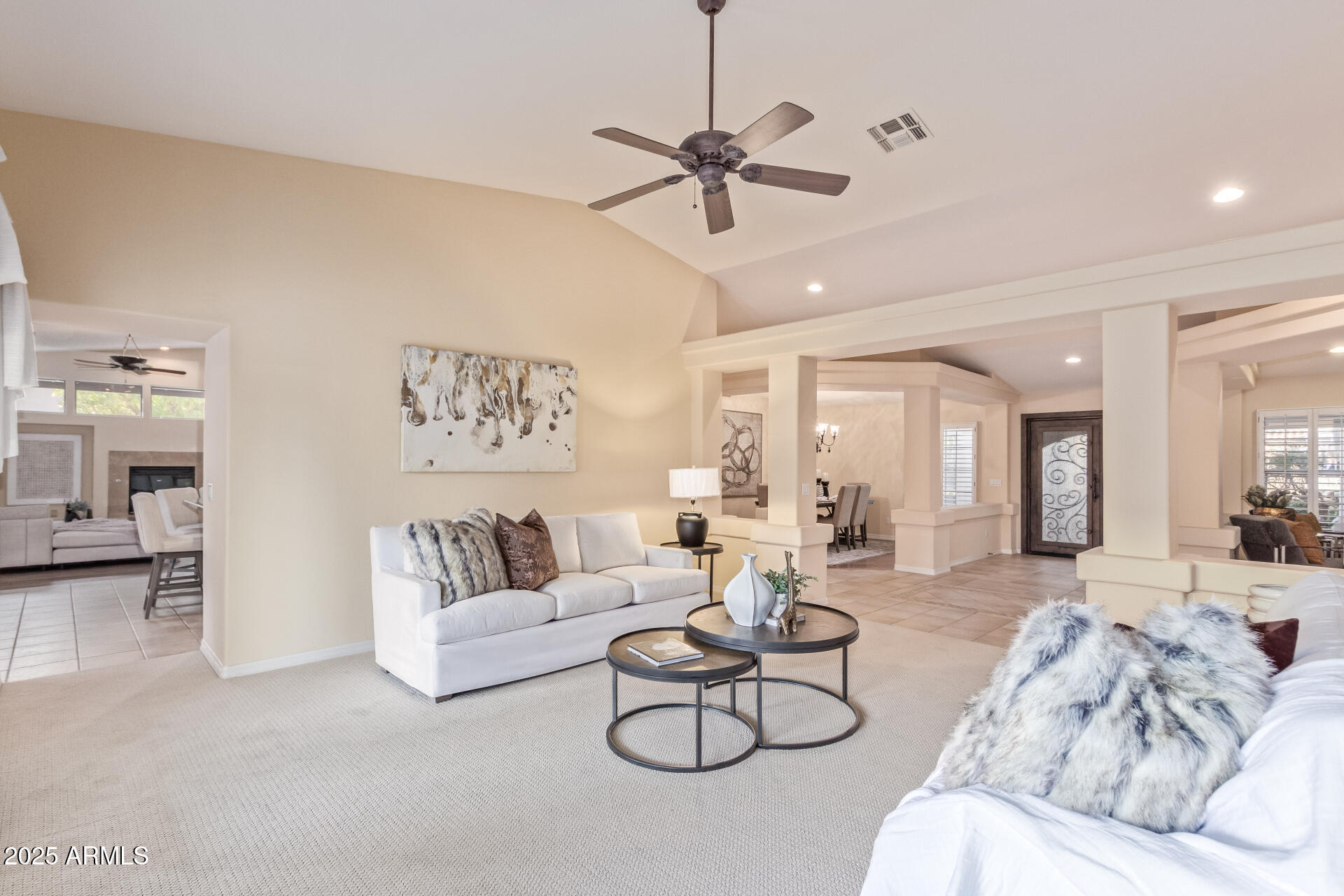 2625 W OAKLAND Street