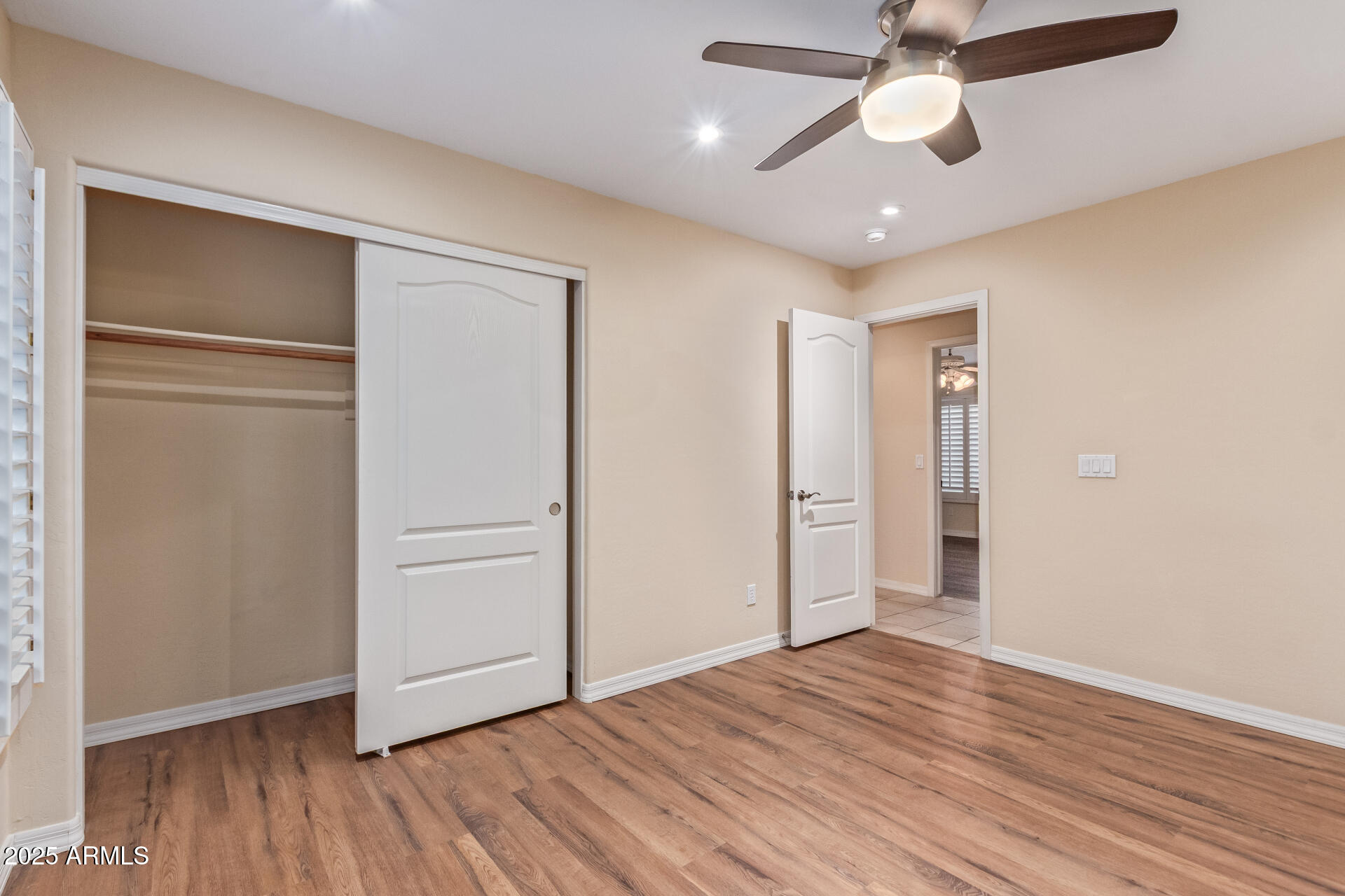 2625 W OAKLAND Street