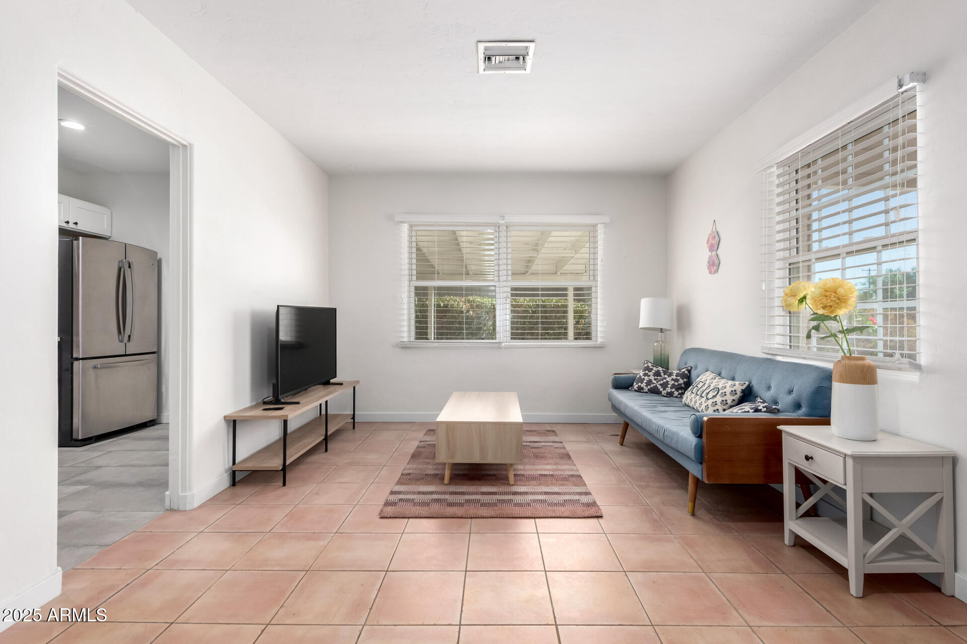 1716 W WELDON Avenue