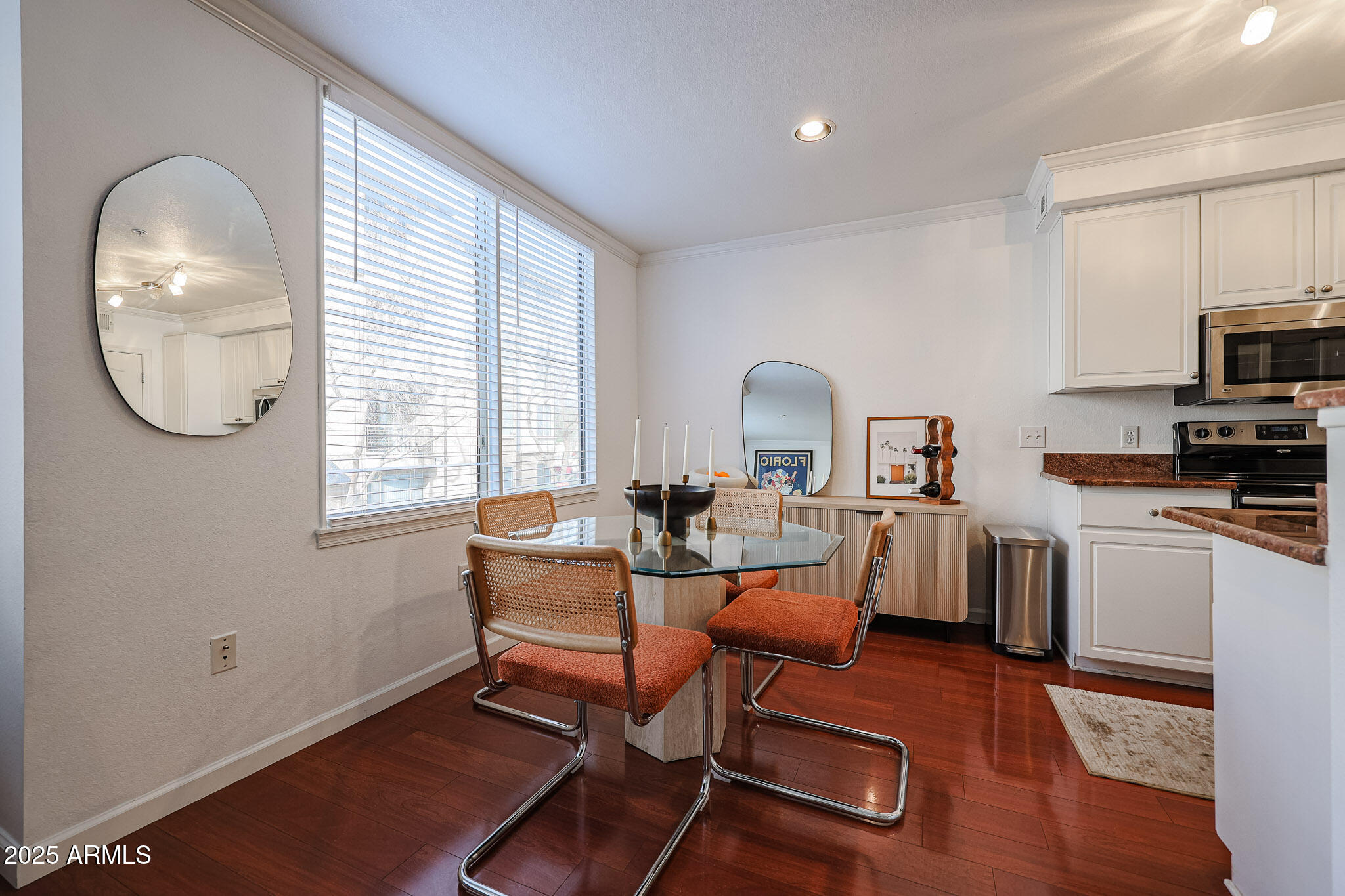 1701 E COLTER Street # 10