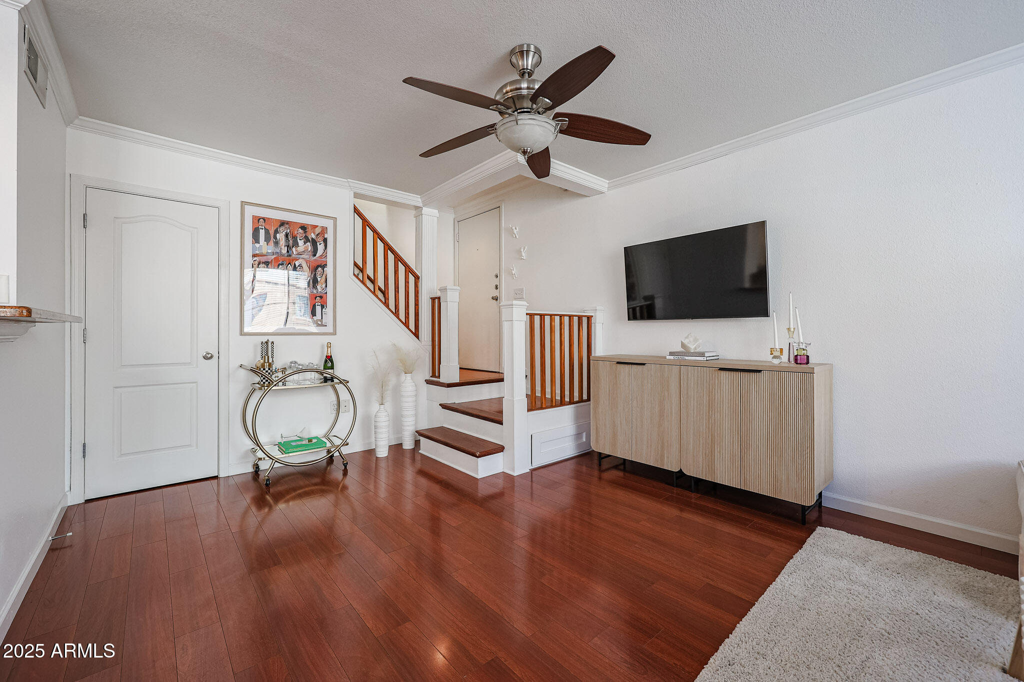 1701 E COLTER Street # 10