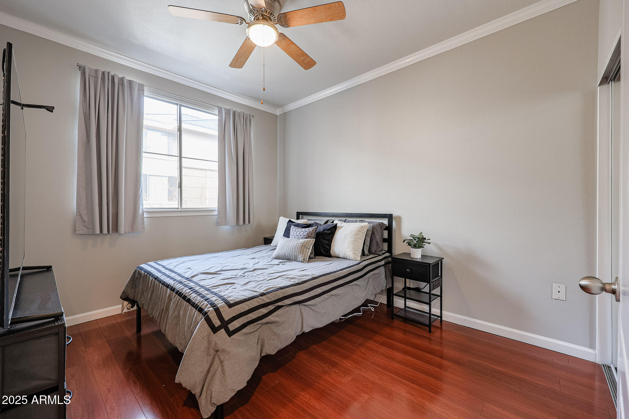 1701 E COLTER Street # 10