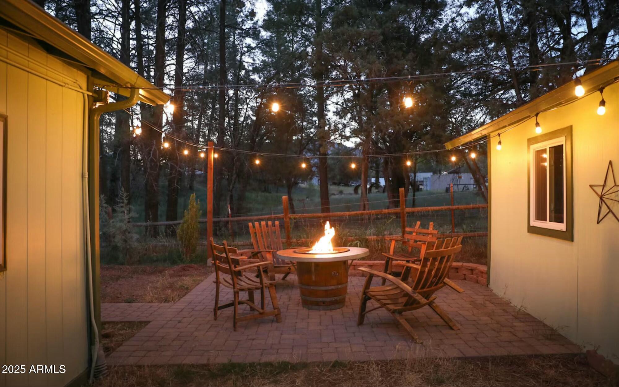 3259 N PINEWOOD Drive