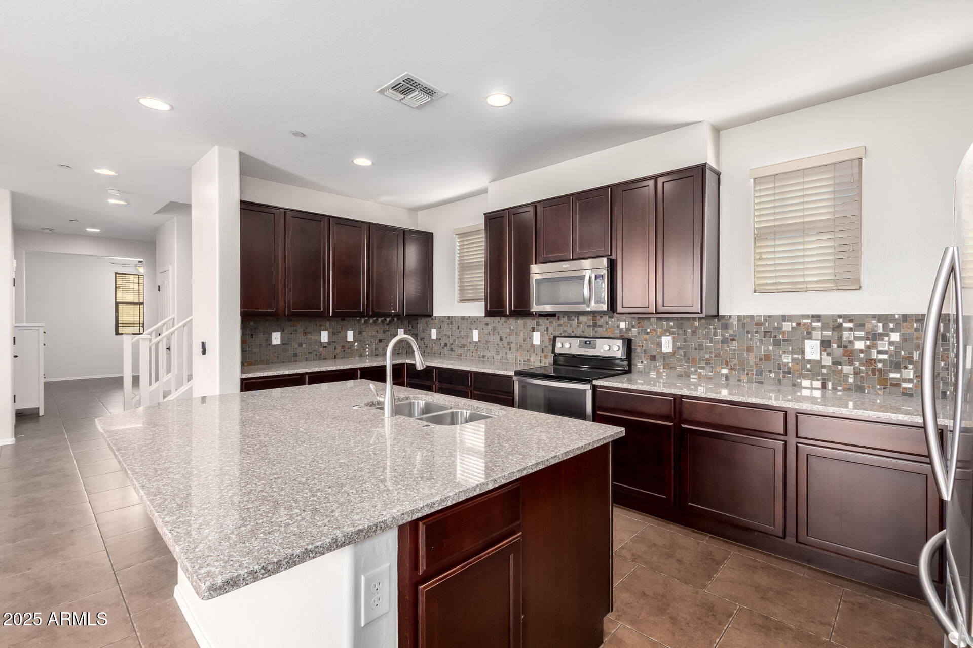 4744 E TIERRA BUENA Lane