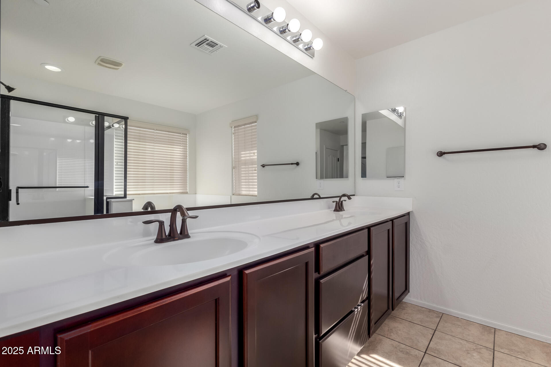 4744 E TIERRA BUENA Lane