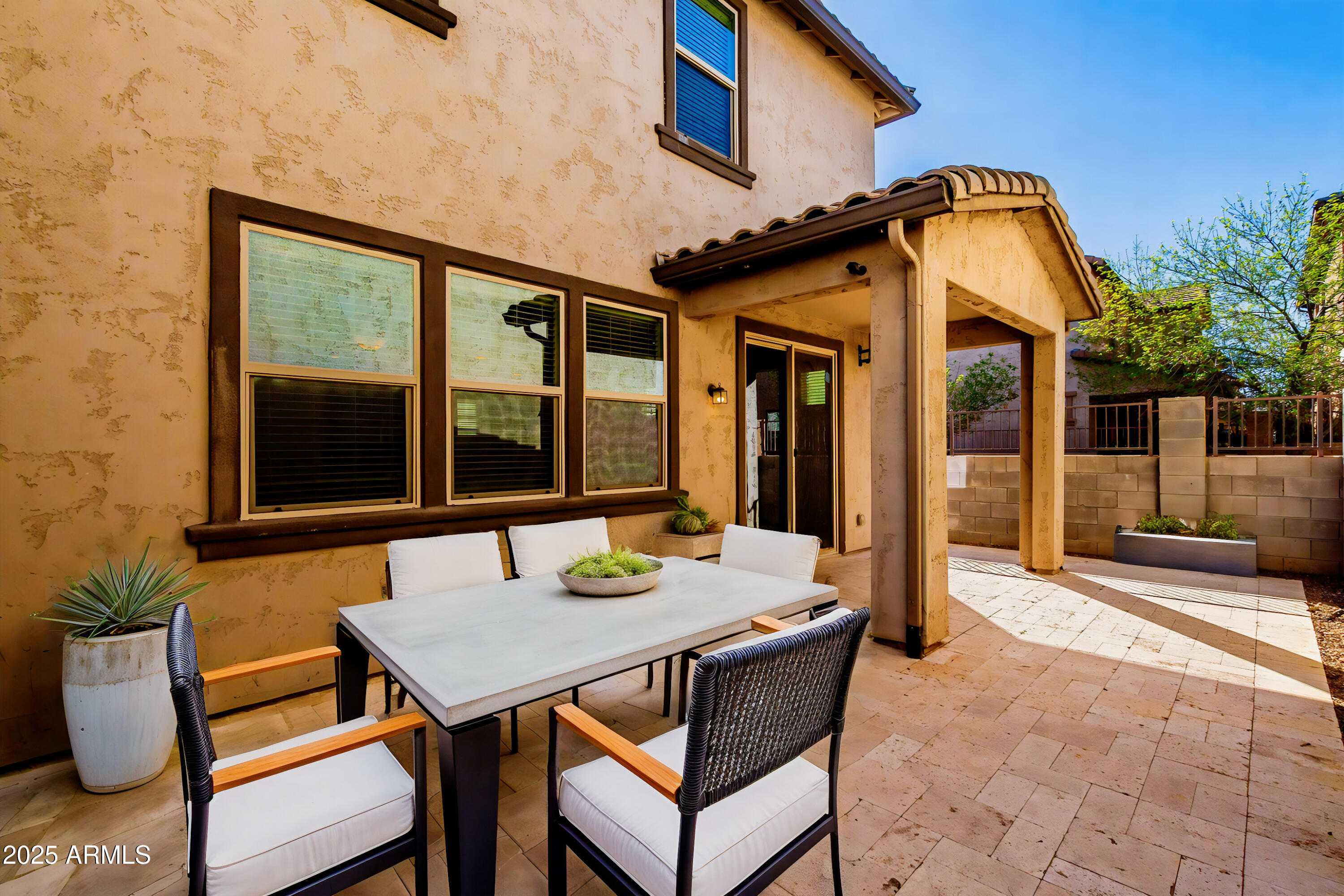 4744 E TIERRA BUENA Lane