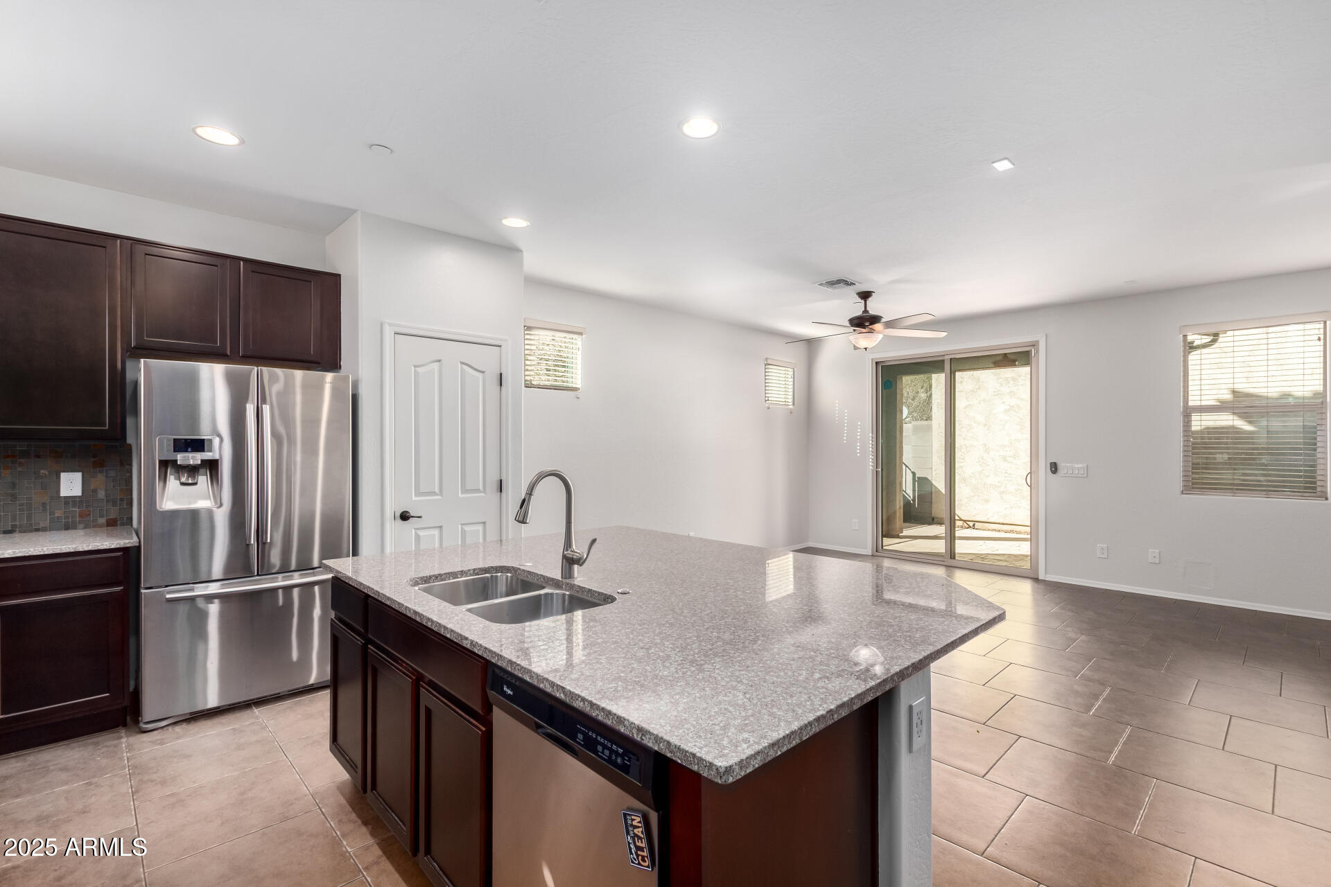 4744 E TIERRA BUENA Lane