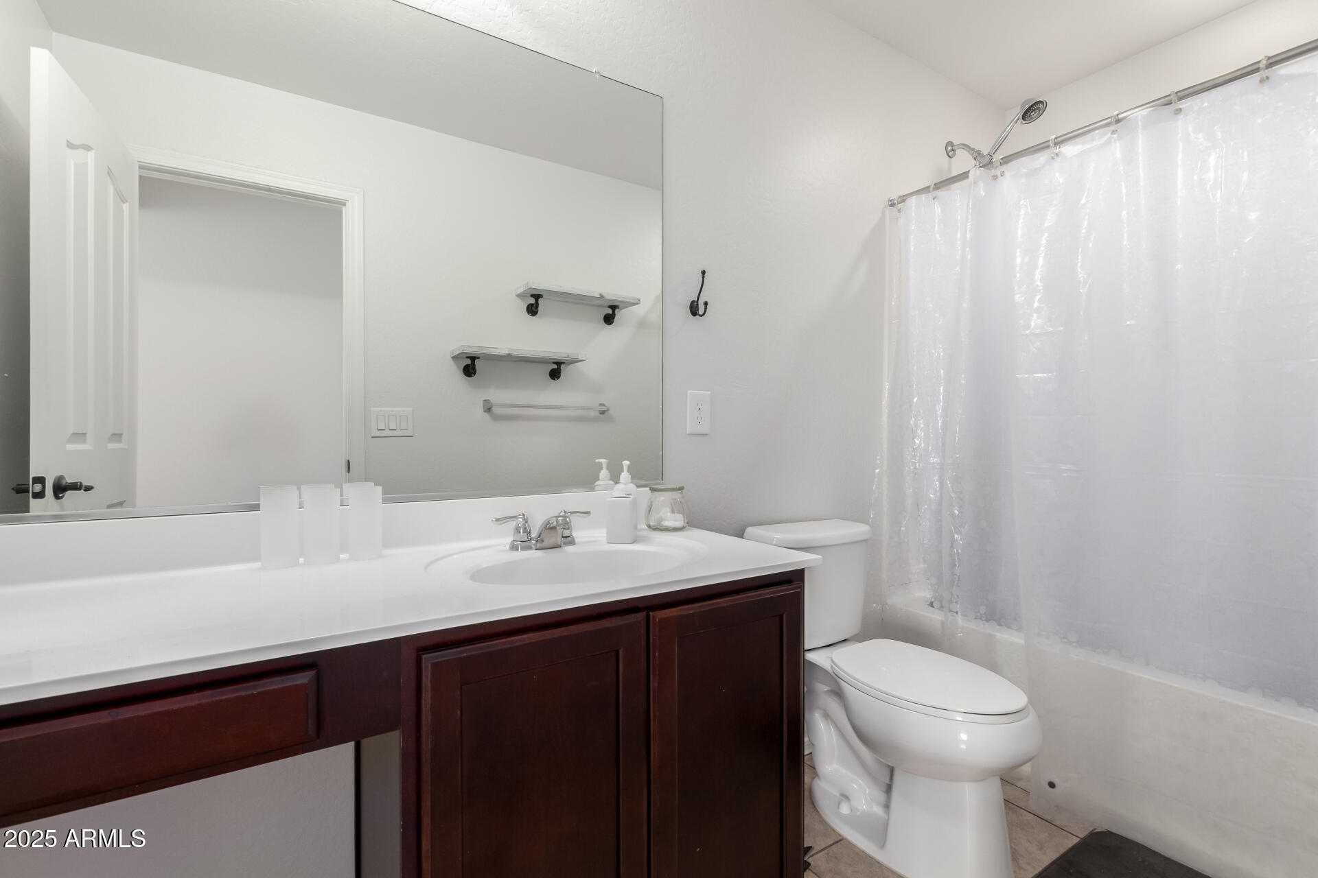 4744 E TIERRA BUENA Lane