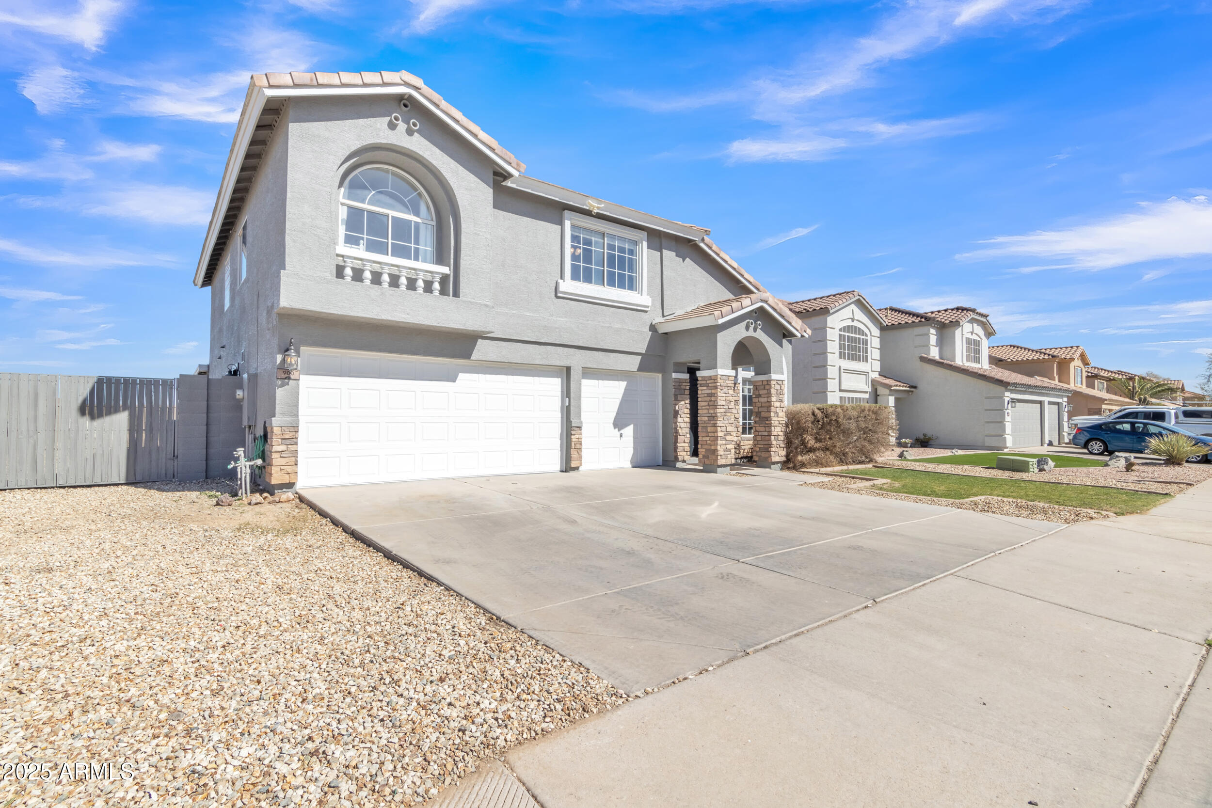 900 E ROSEBUD Drive