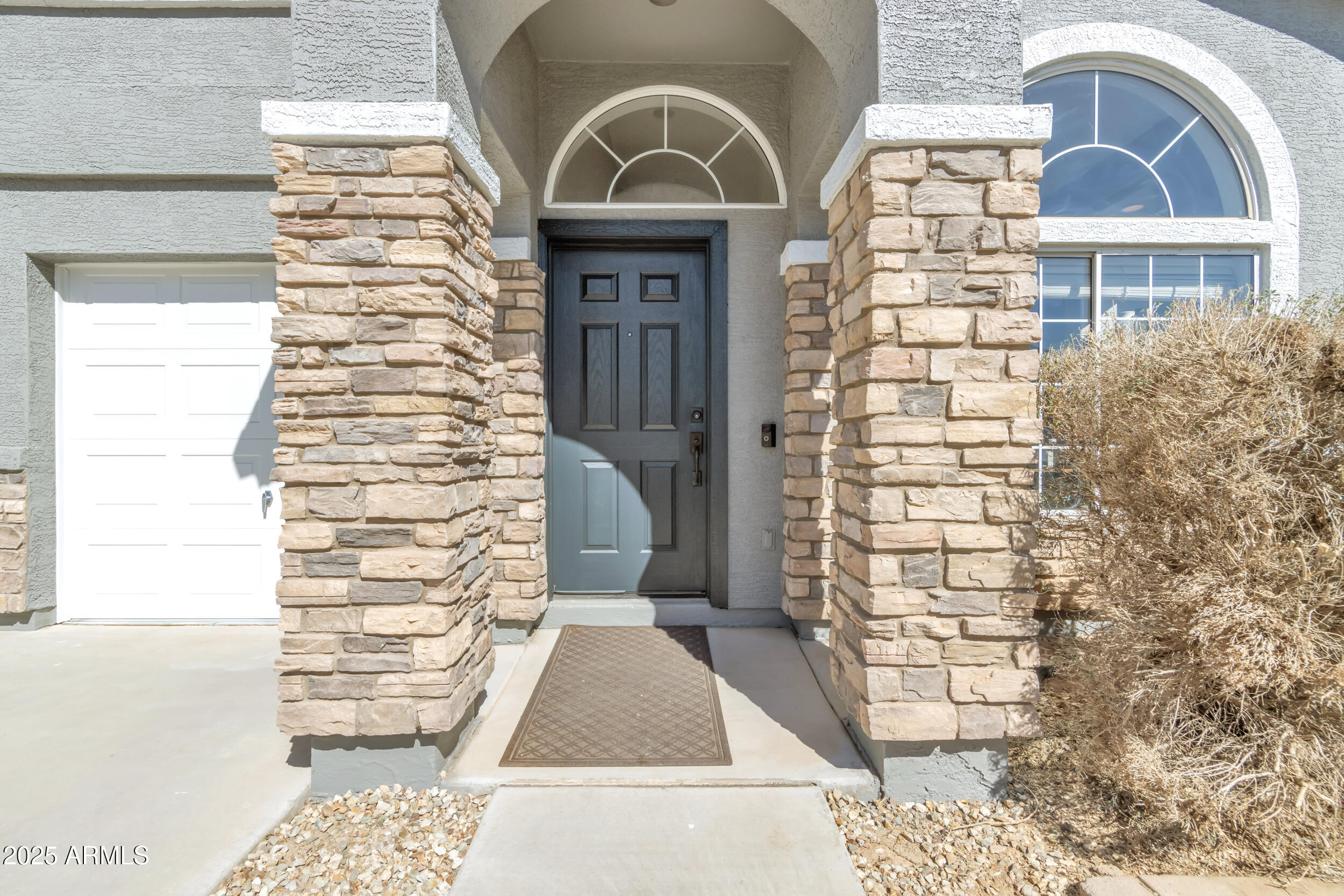 900 E ROSEBUD Drive