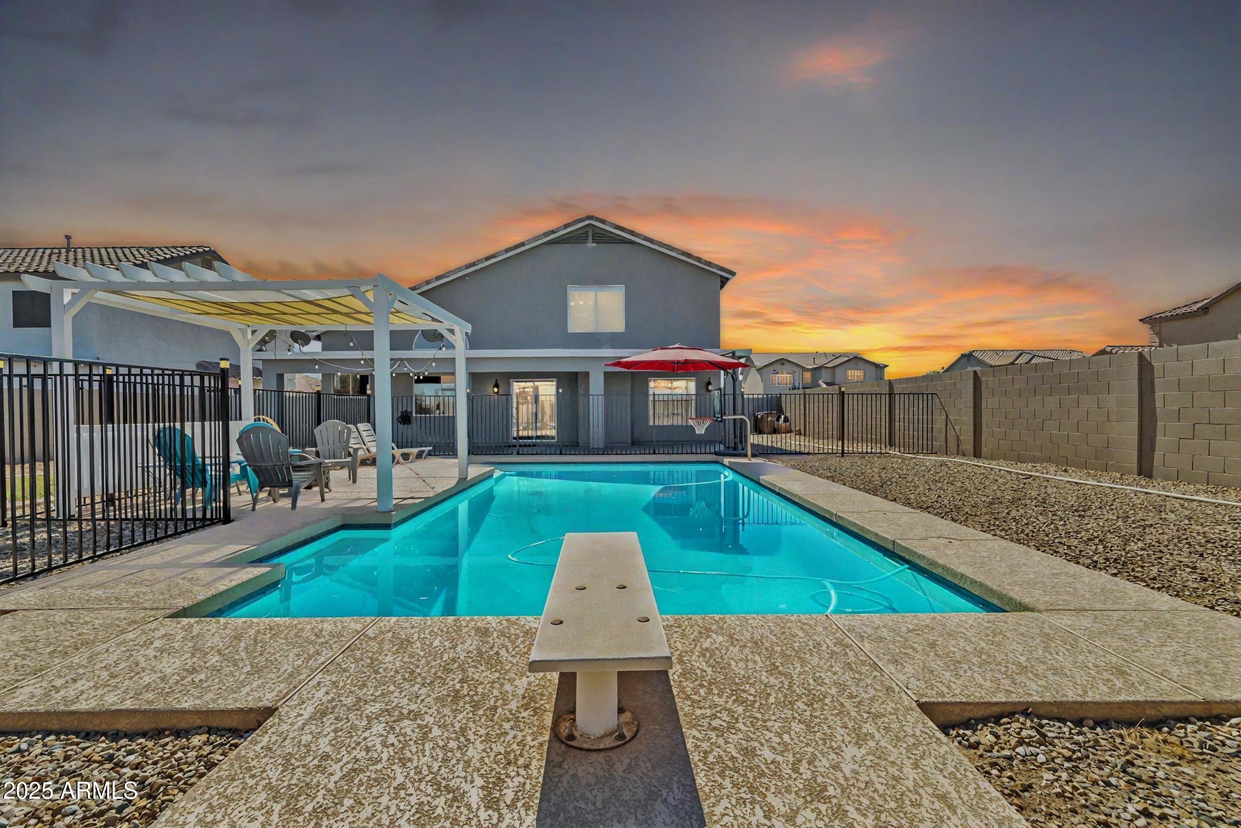 900 E ROSEBUD Drive
