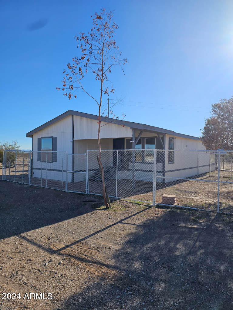 43104 W CATALINA Drive