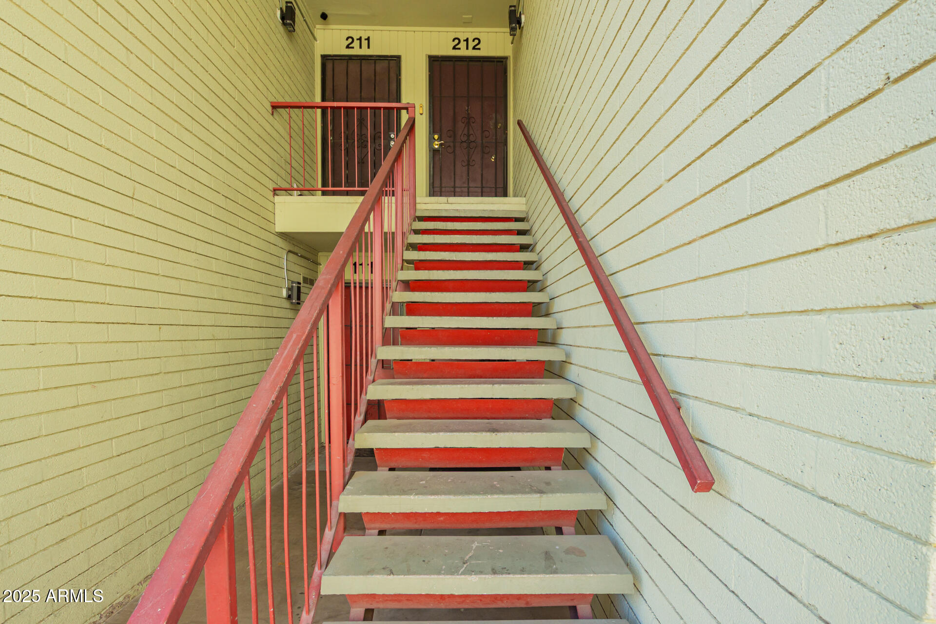 6767 N 7TH Street # 212