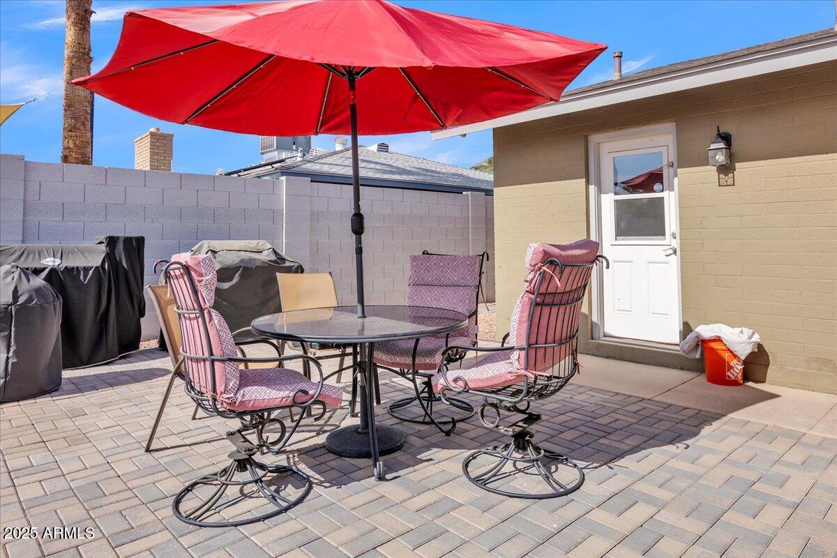 4201 W BROWN Street