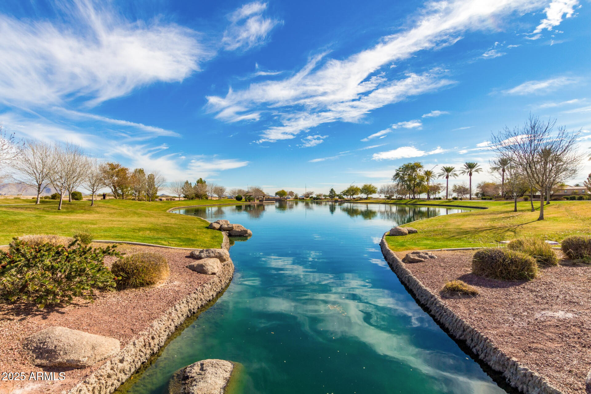 101 W SEVEN SEAS Drive