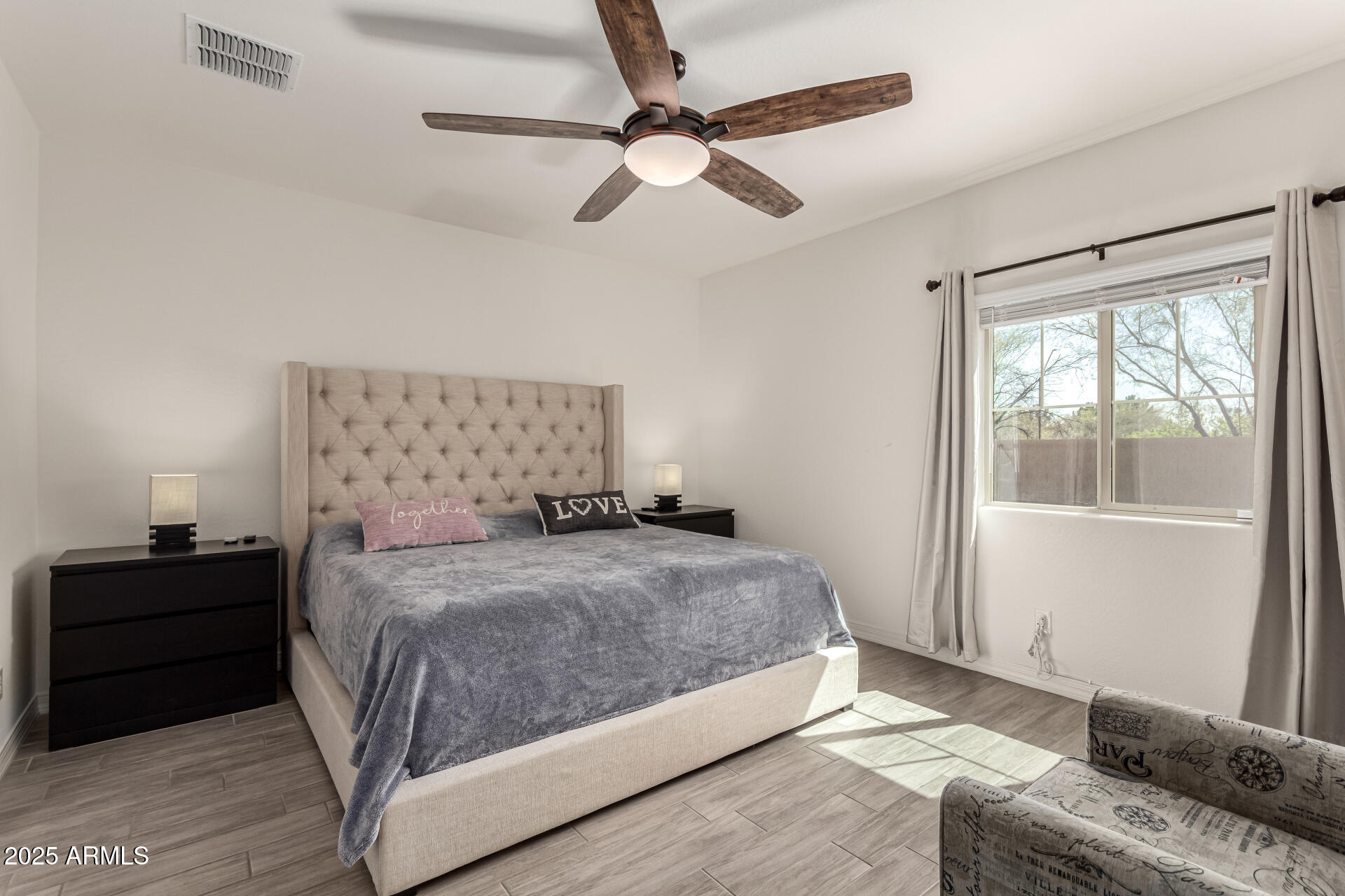 101 W SEVEN SEAS Drive