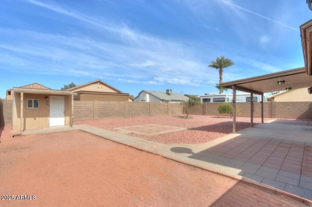 1668 E VALERIE Street
