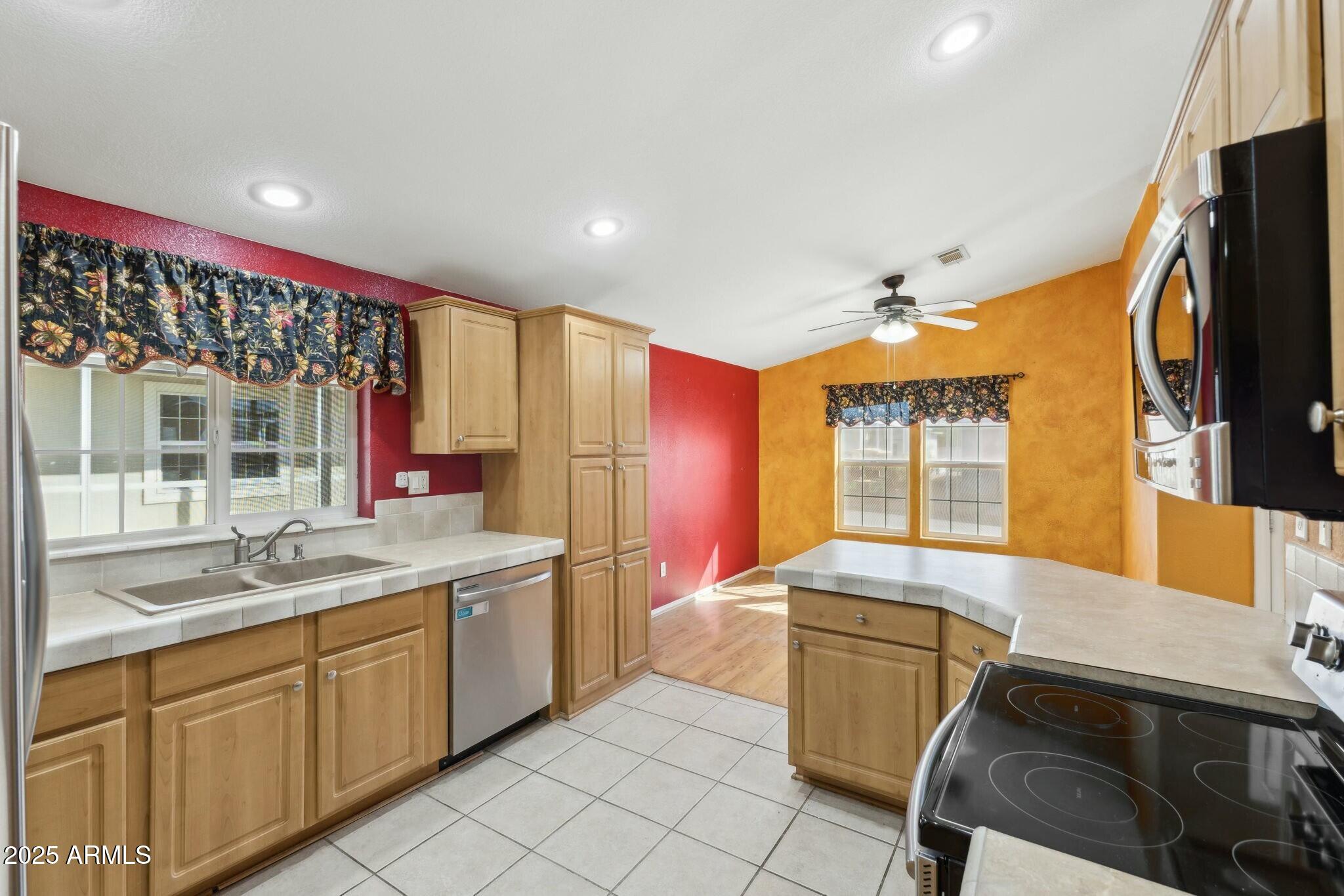11596 W SIERRA DAWN Boulevard # 99