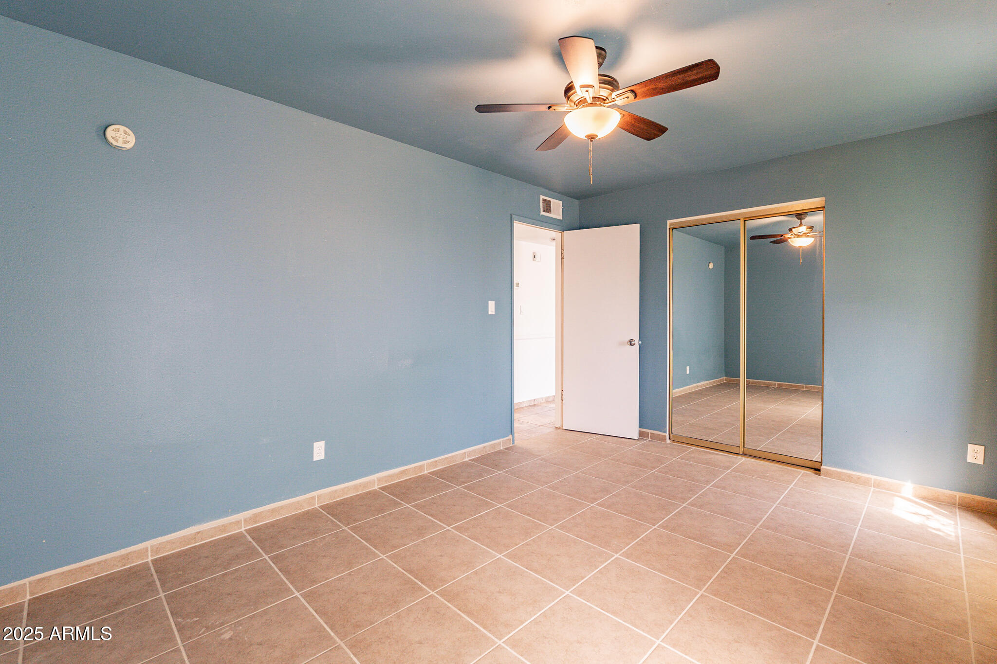 1628 W VILLA MARIA Drive