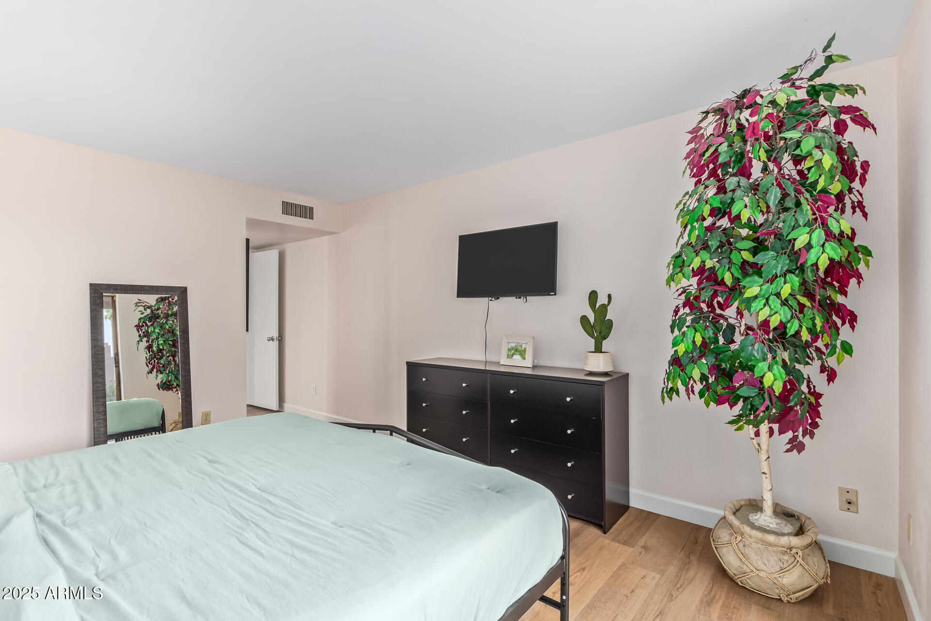 7401 N SCOTTSDALE Road Unit: 20