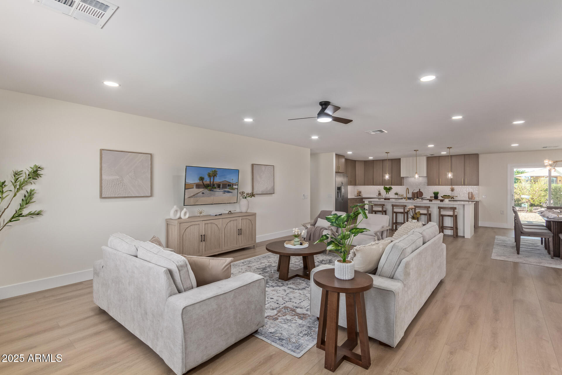 13038 W BUTTERFIELD Drive