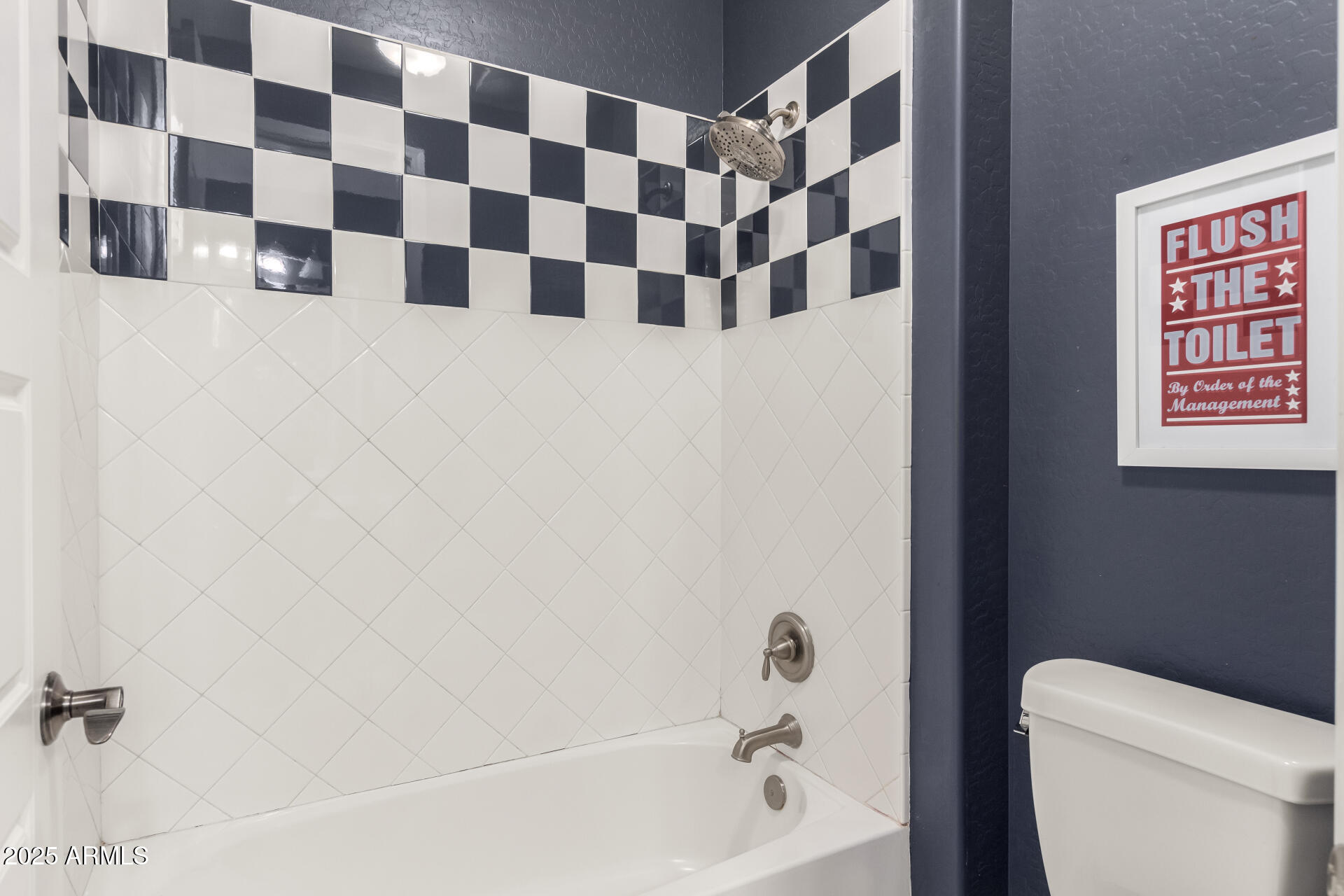 3632 E COMSTOCK Drive