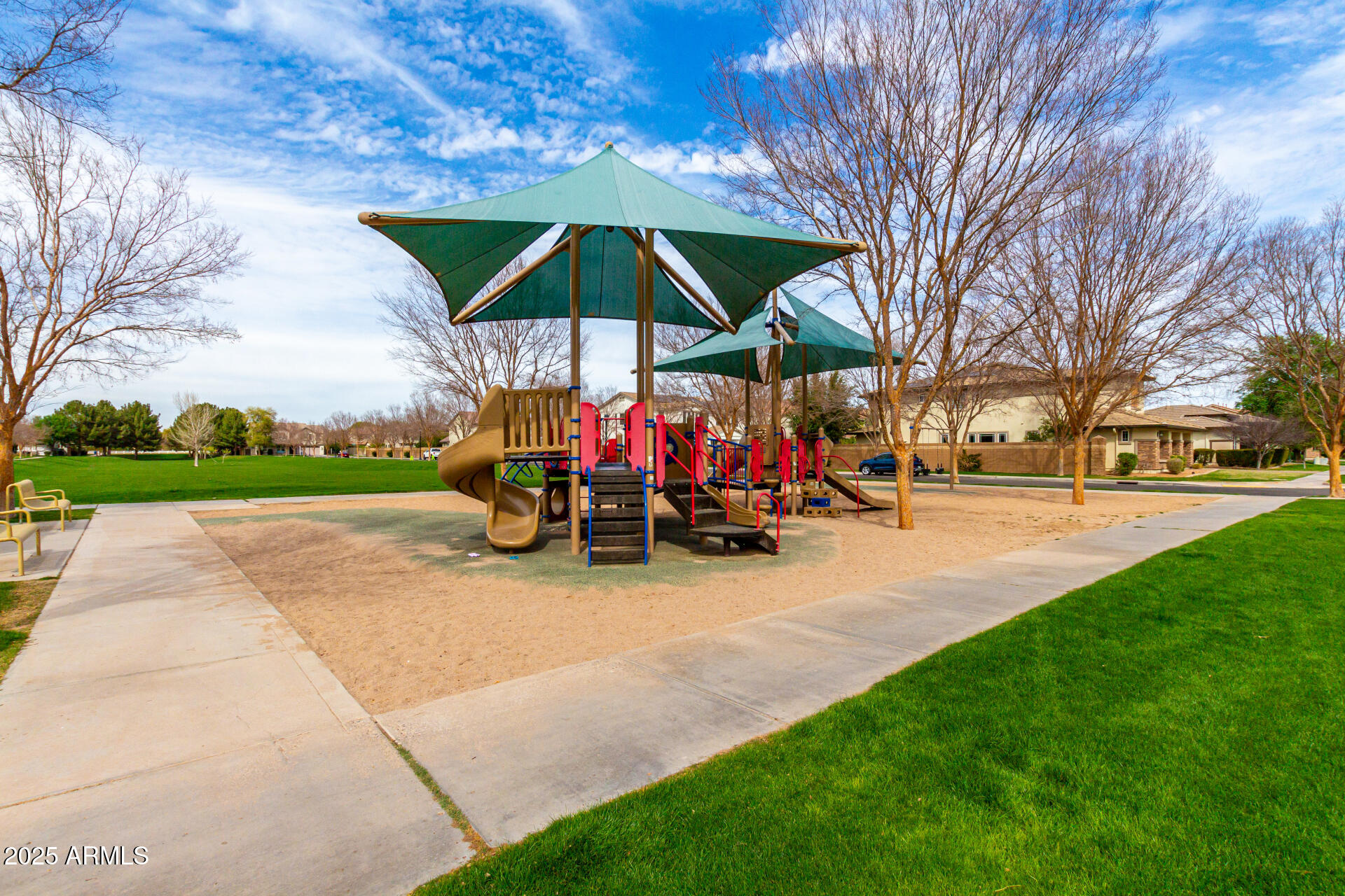 3632 E COMSTOCK Drive