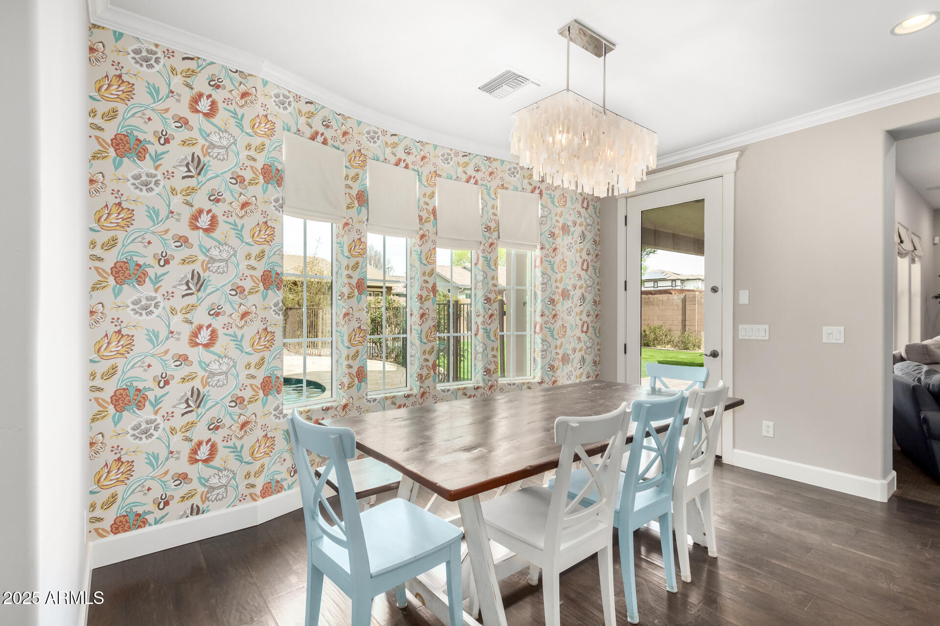 3632 E COMSTOCK Drive